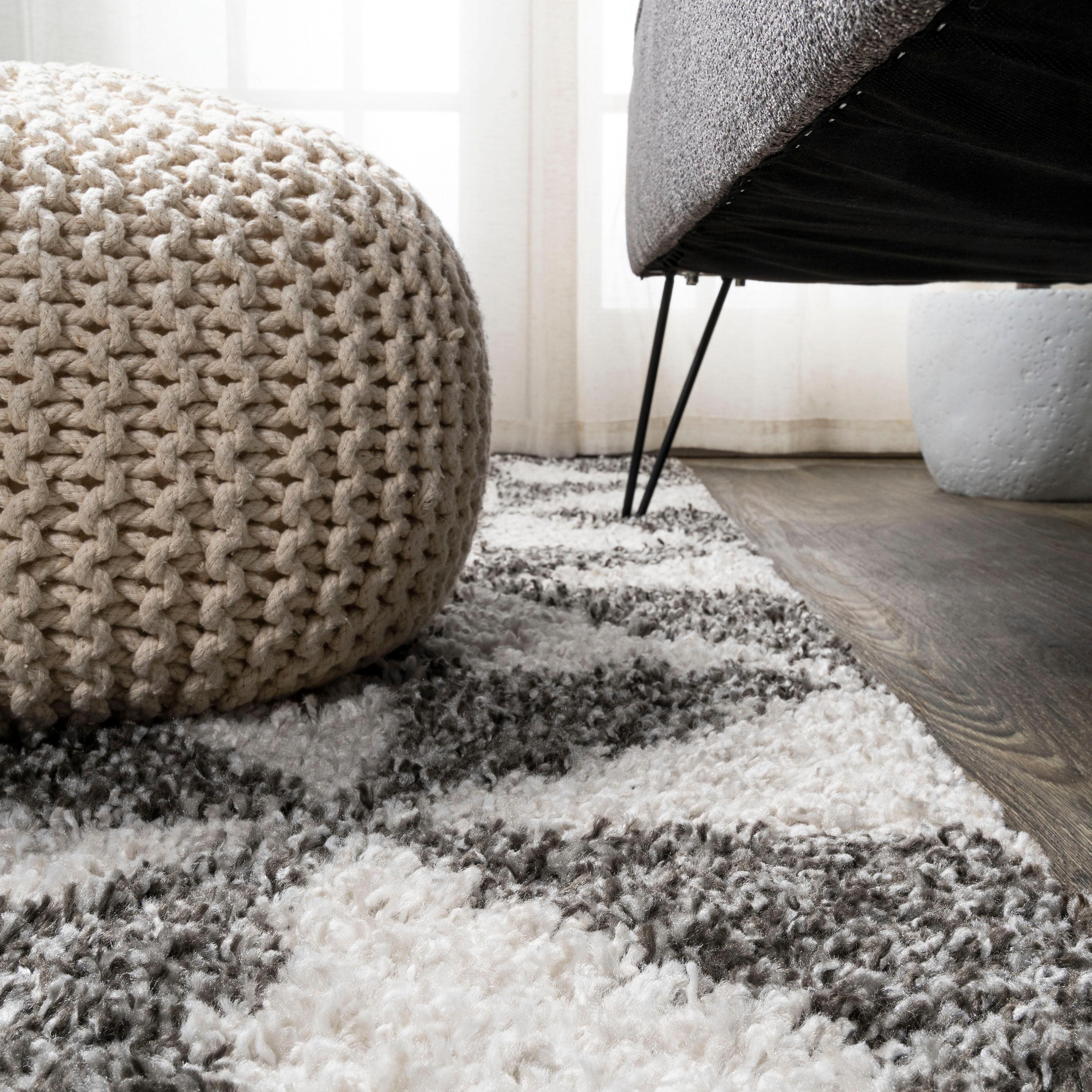 4'x6' Alcudia Geometric Shag Area Rug, Beige/Dark Gray - JONATHAN Y