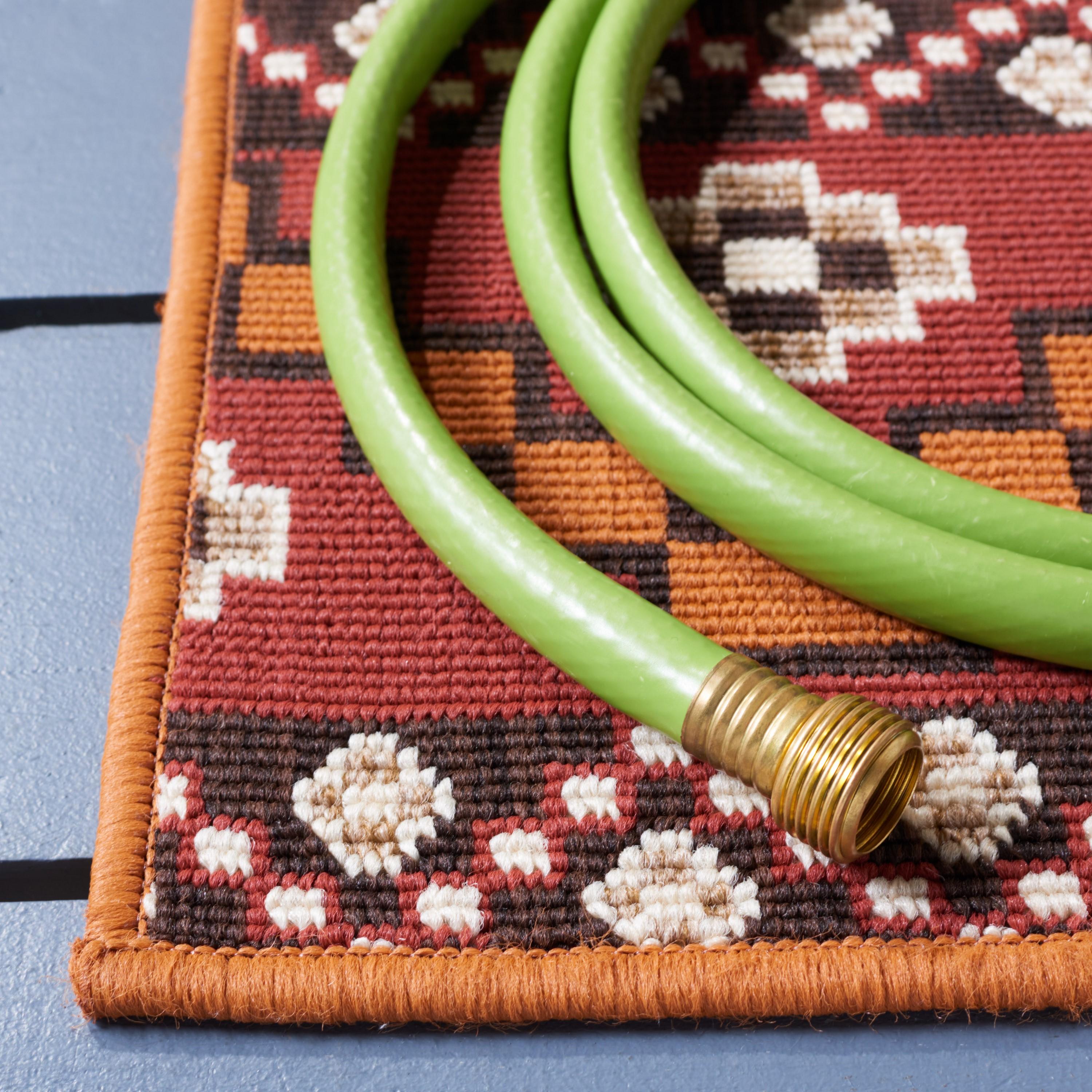 Veranda VER095 Power Loomed Indoor and Outdoor Accent Rug - Red/Chocolate - 2'7"x5' - Safavieh.