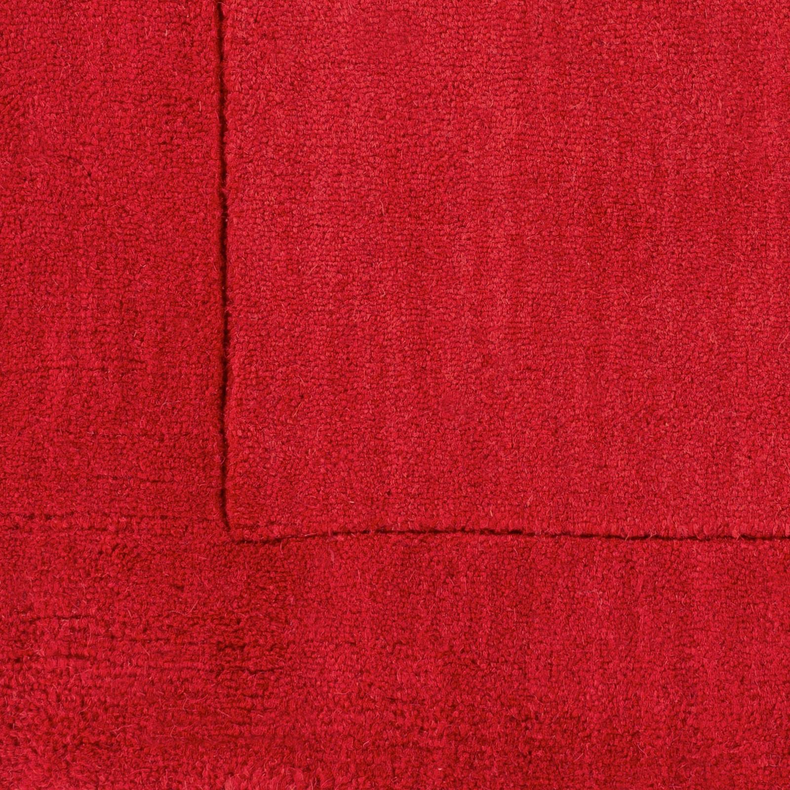 Handmade Mystique Medium Pile Red Wool Area Rug 2' x 3'