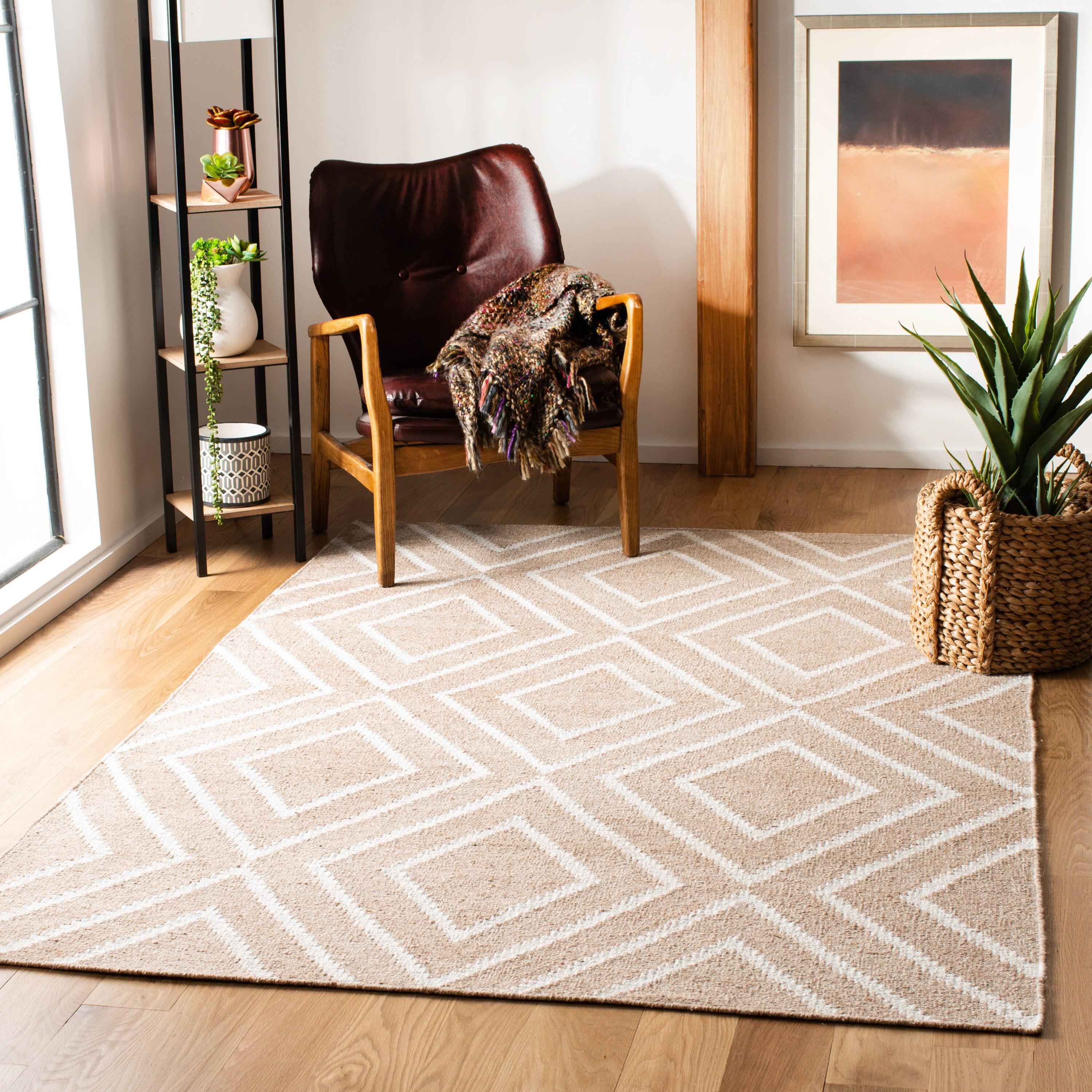 Whittlesey Hand Woven 80% Viscose, 20% Wool Geometric Rug