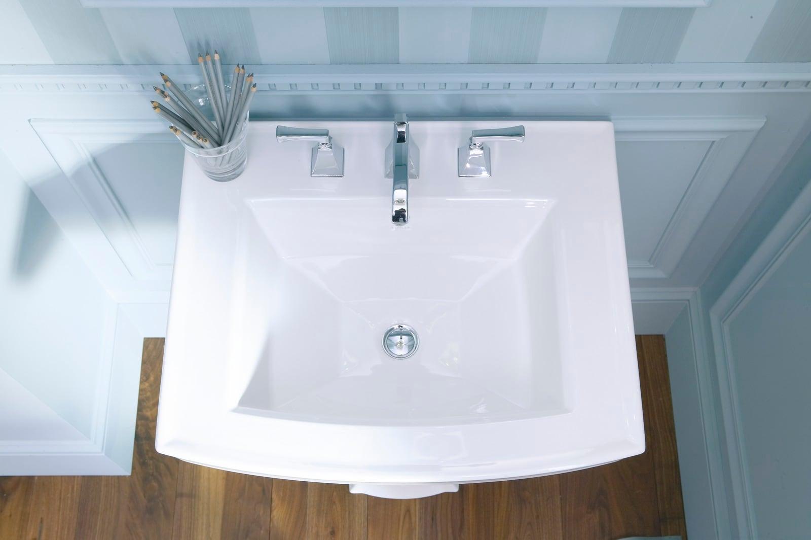 Memoirs® Stately Widespread Bathroom Faucet with Drain Assembly