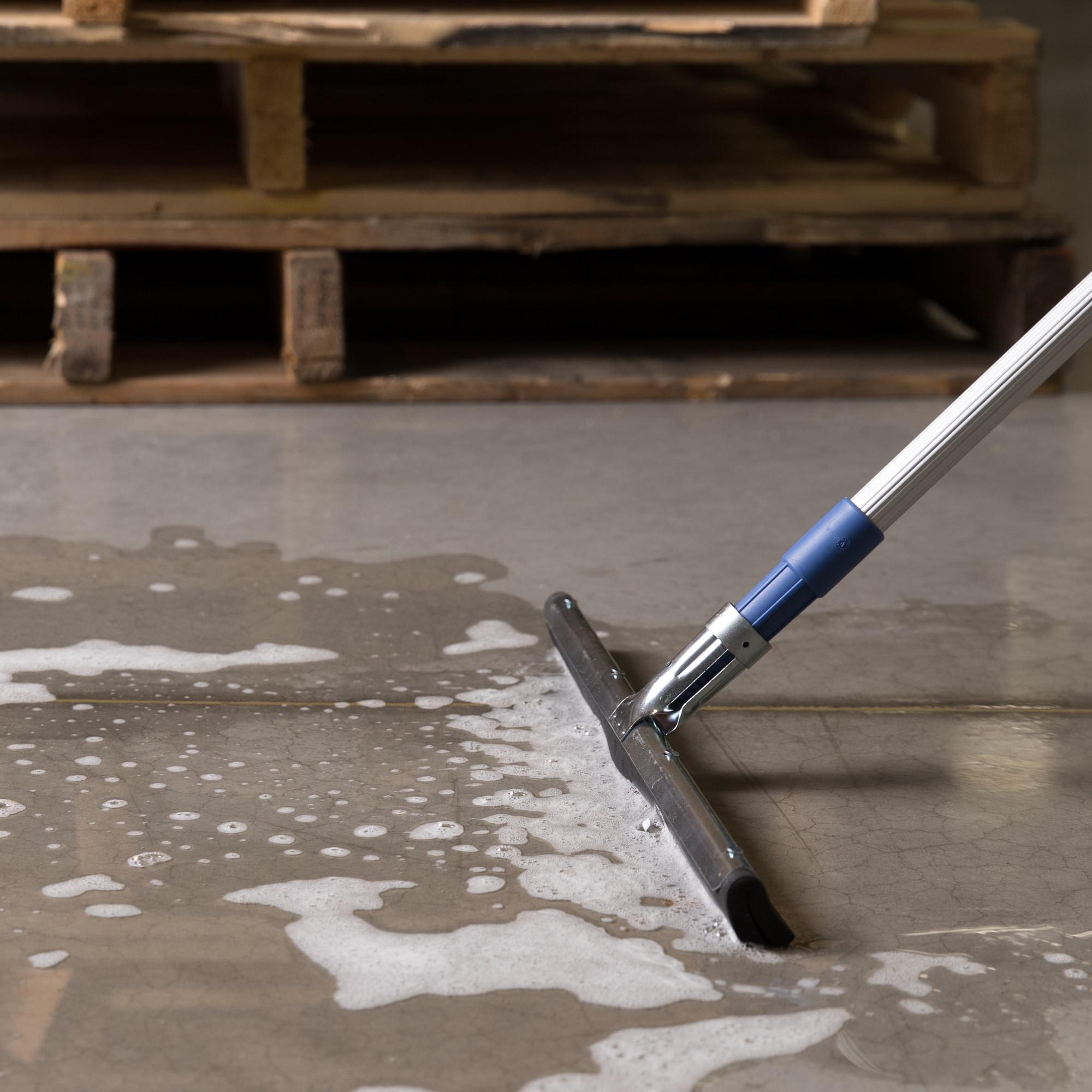 Ettore 18 in. W Rubber Floor Squeegee