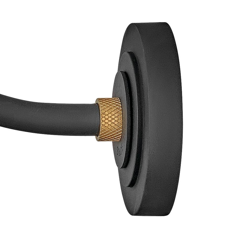 Hinkley Foundry Classic Aluminum Straight Arm Outdoor Barn Light