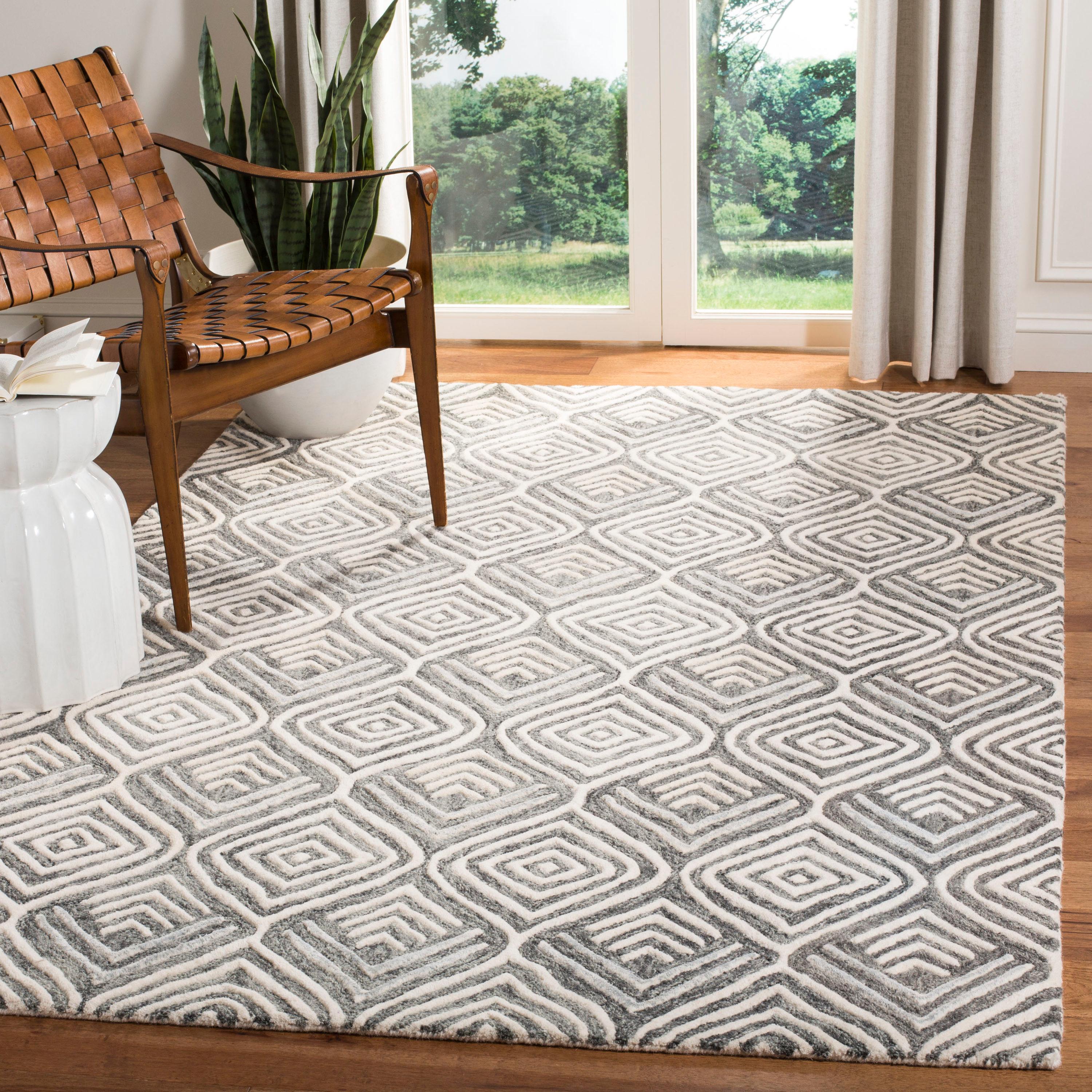 Blossom BLM936 Hand Tufted Area Rug - Ivory/Grey - 6'x6' - Safavieh.