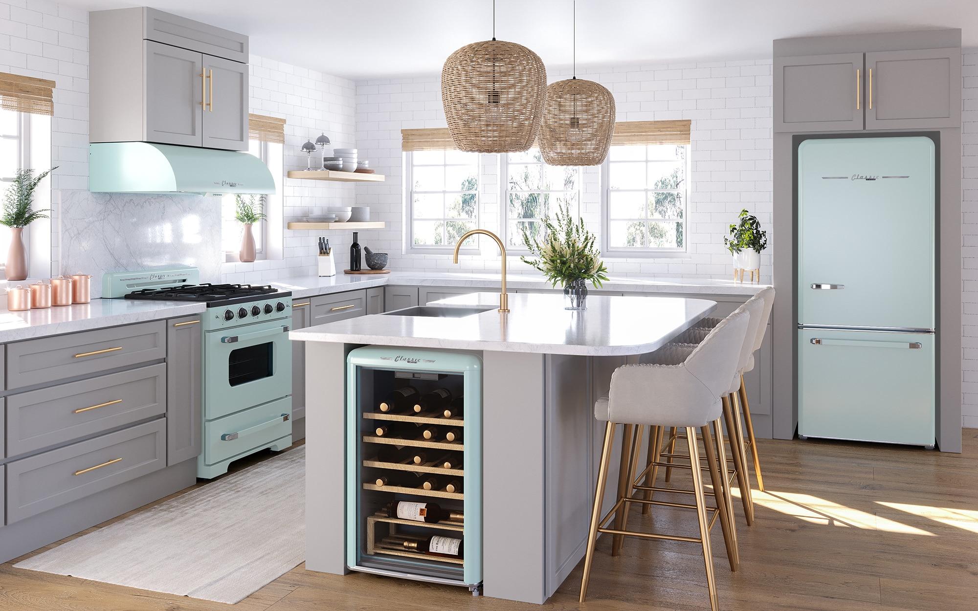 Unique Appliances Classic Retro 30" 4 burner 3.9 cu. ft. Freestanding Gas Range with Convection Oven UGP-30CR LG