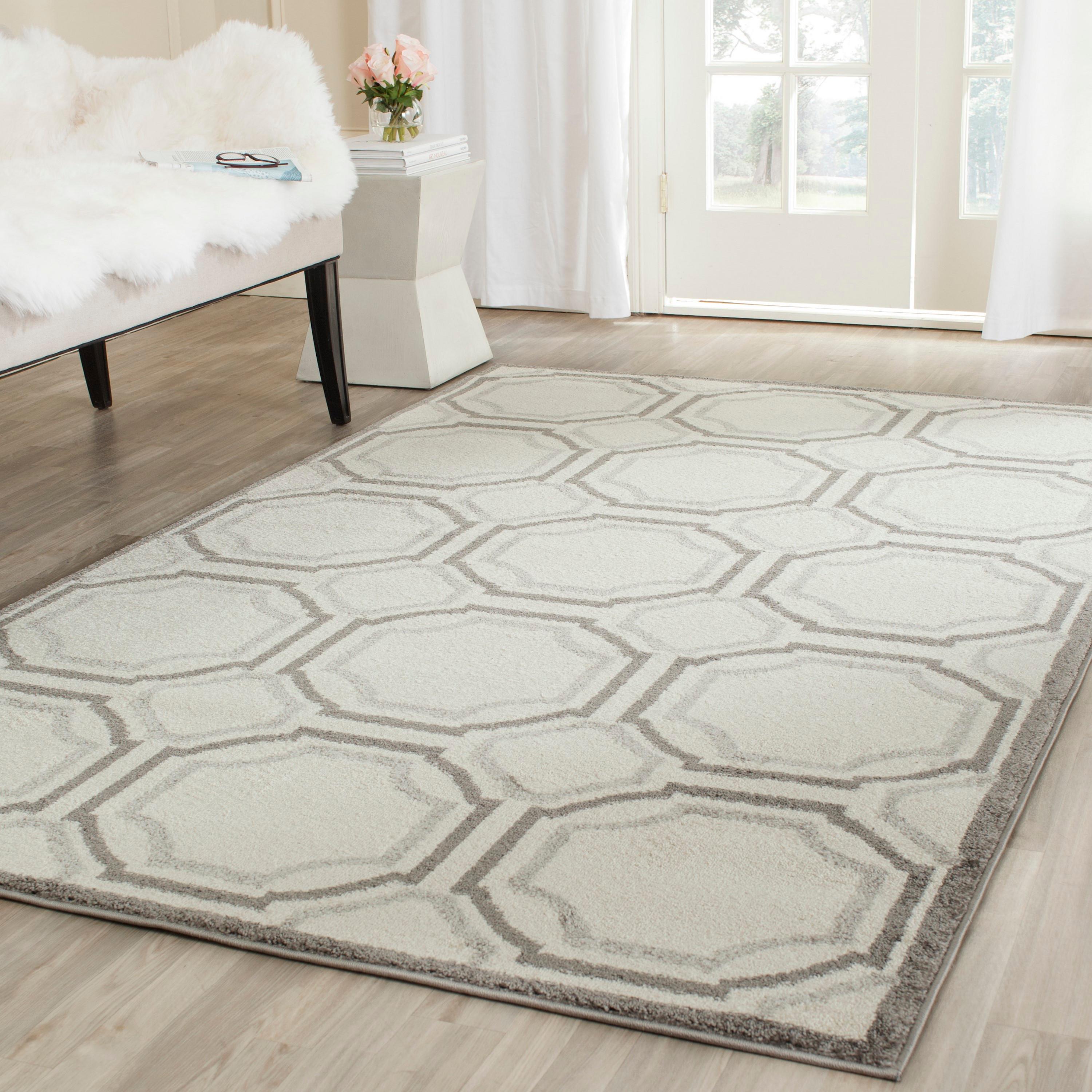 Amherst AMT411 Power Loomed Accent Rug - Ivory/Light Grey - 3'x5' - Safavieh.