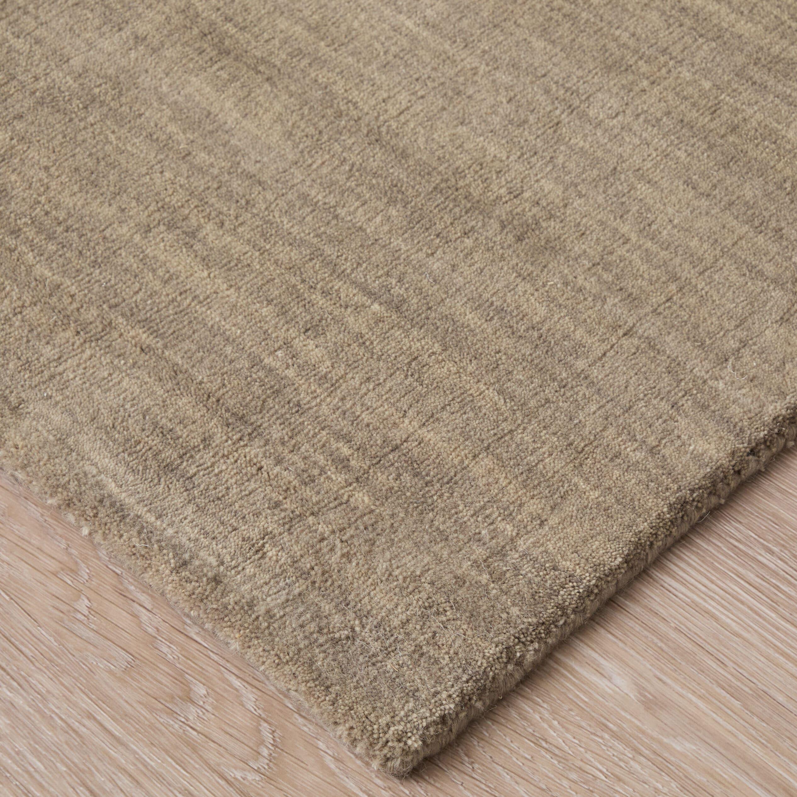 Kaden Handwoven Wool Warm Gray Area Rug