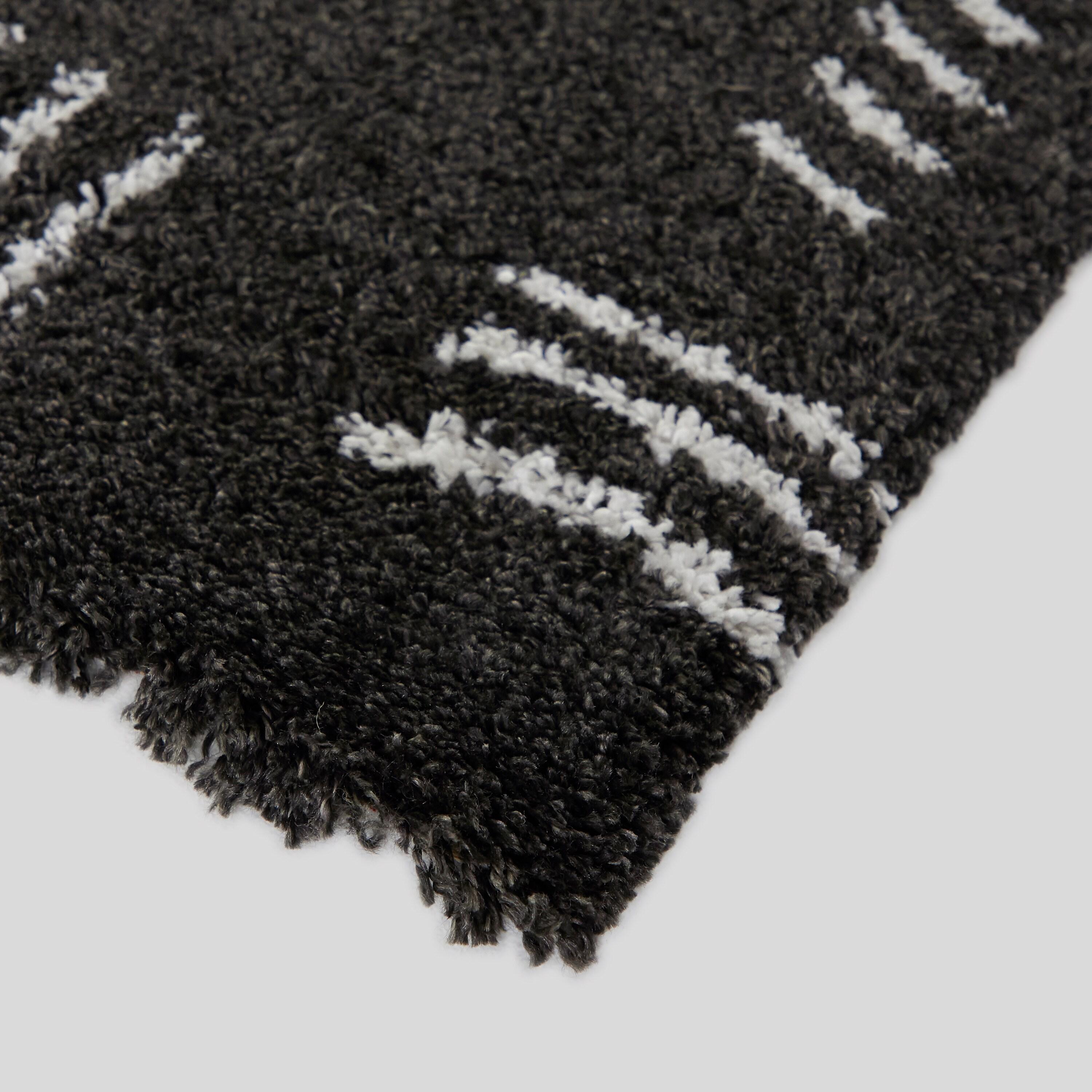 Morin Geometric Shag Area Rug