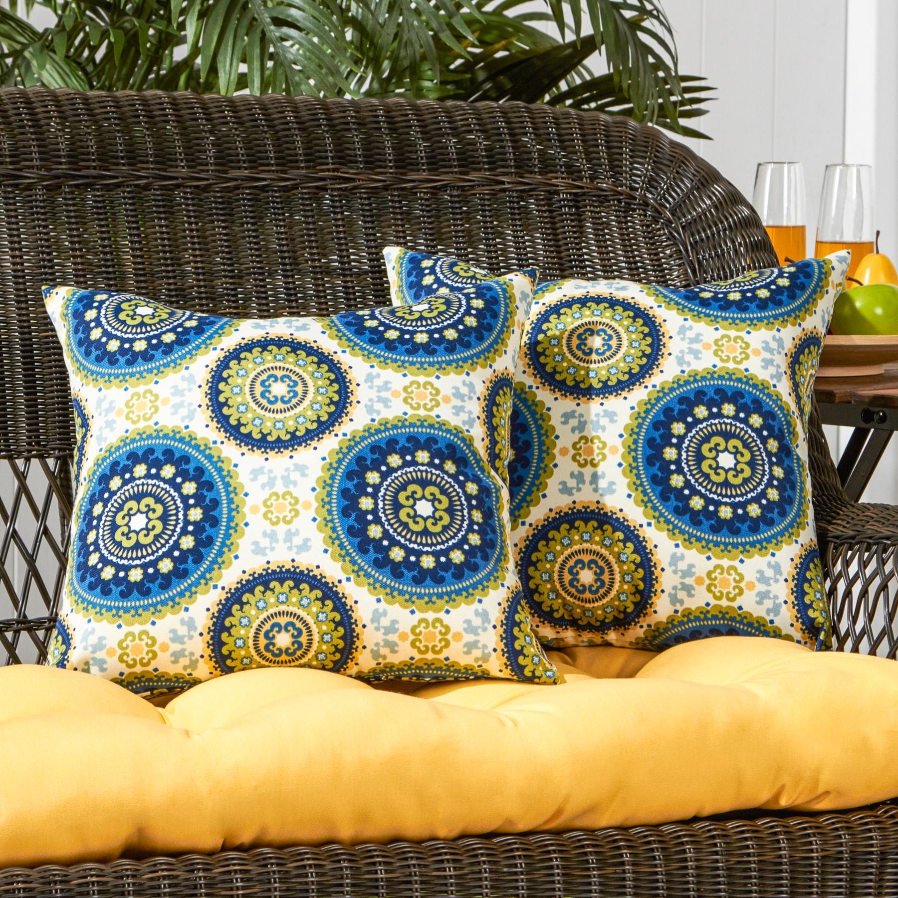 Indoor/Outdoor Reversible Throw Pillow