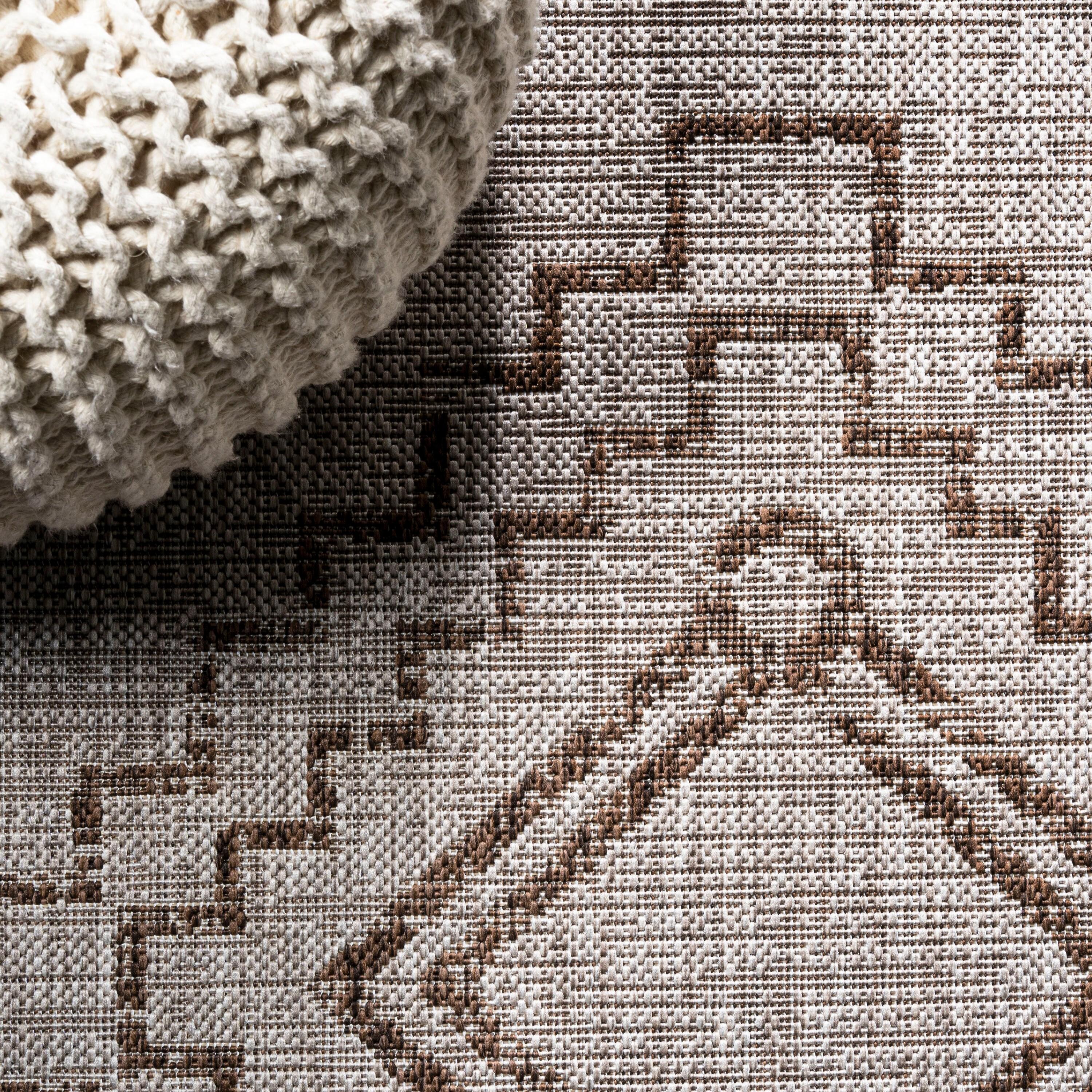 4'x6' Marokko Diamond  Medallion Indoor/Outdoor Area Rug, Beige/Brown - JONATHAN Y