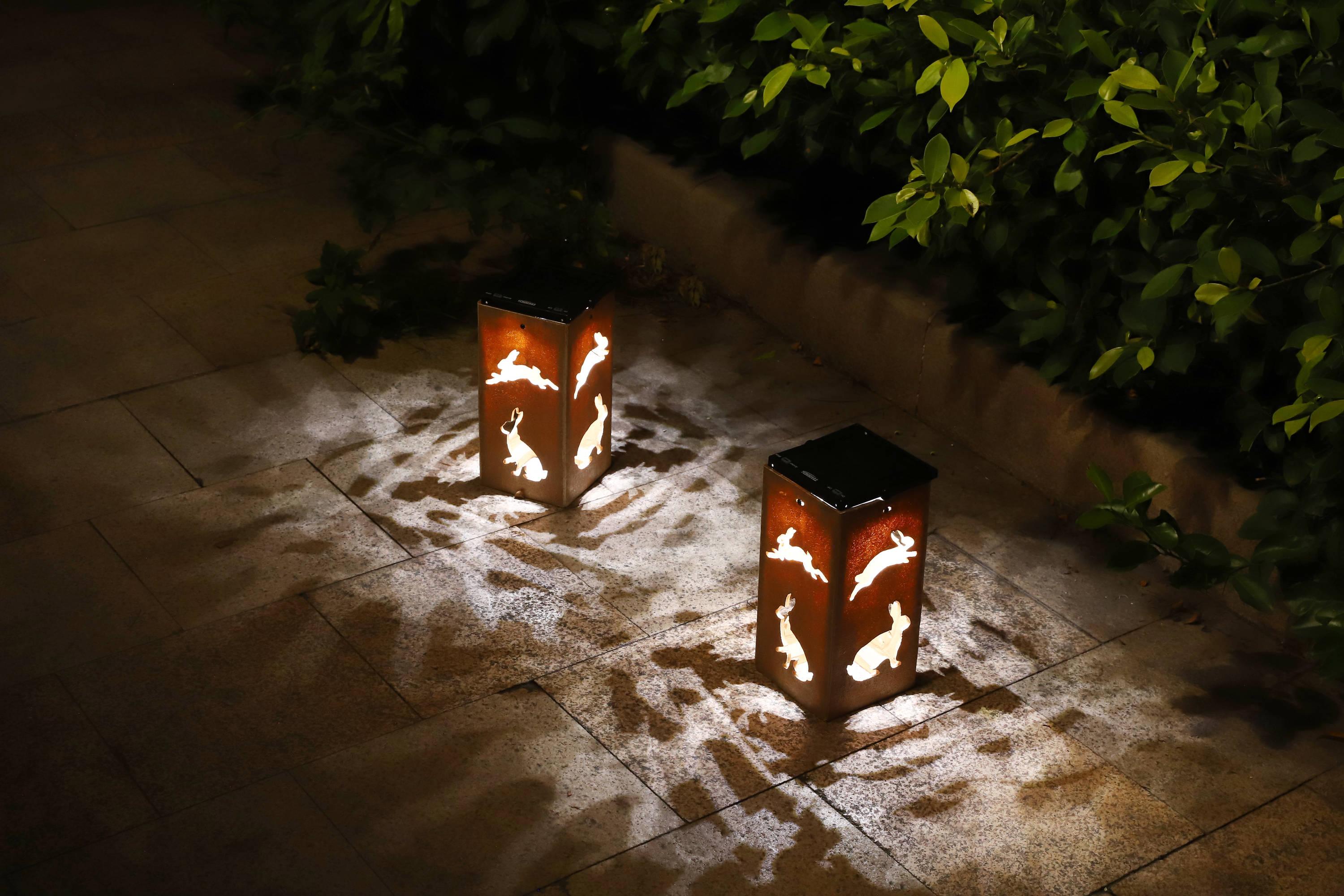 Techko Solar Themed Silhouette Indoor/Outdoor Garden Décor Lantern