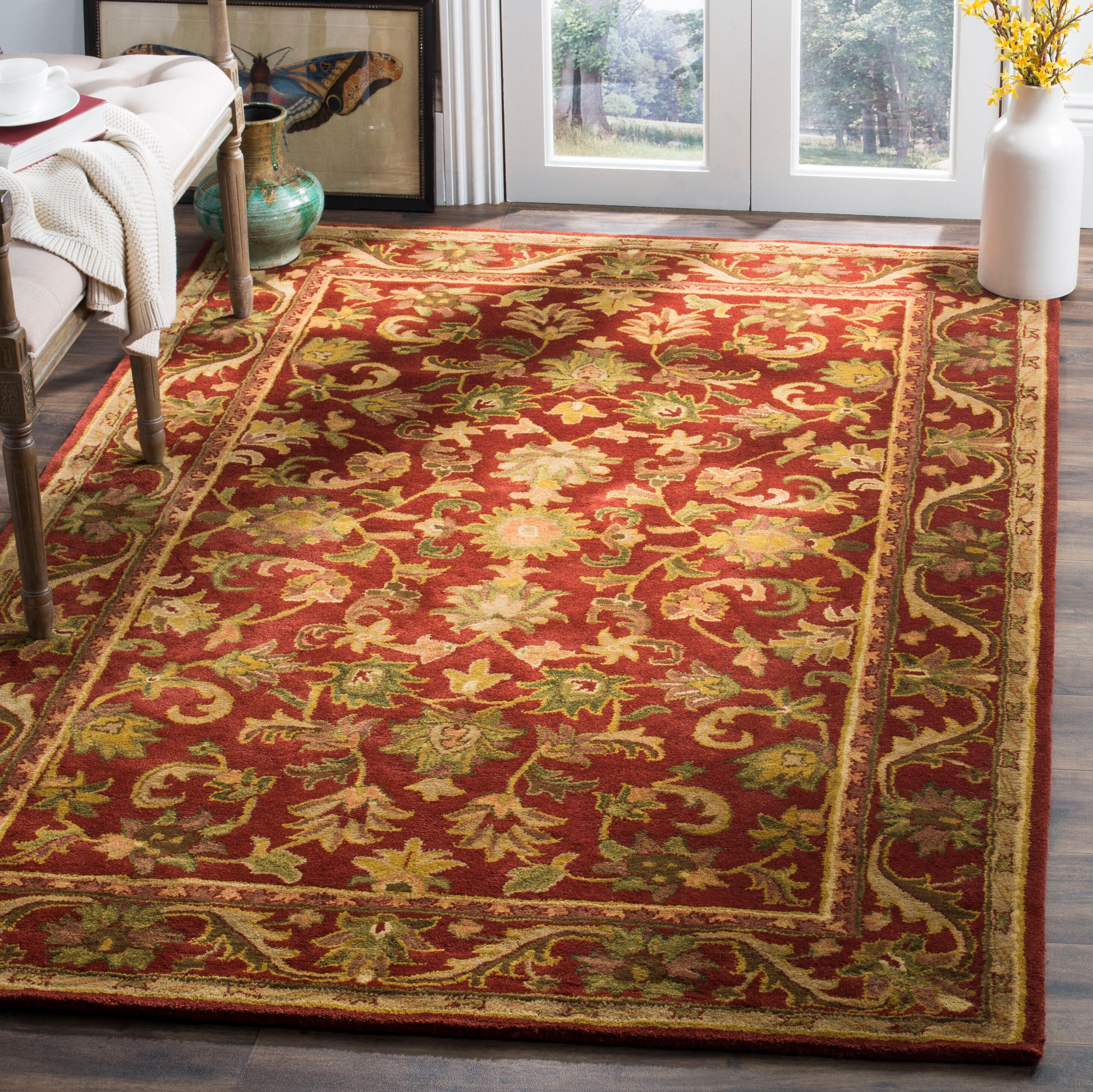 SAFAVIEH Antiquity Carmella Floral Bordered Wool Area Rug, Red, 12' x 15'