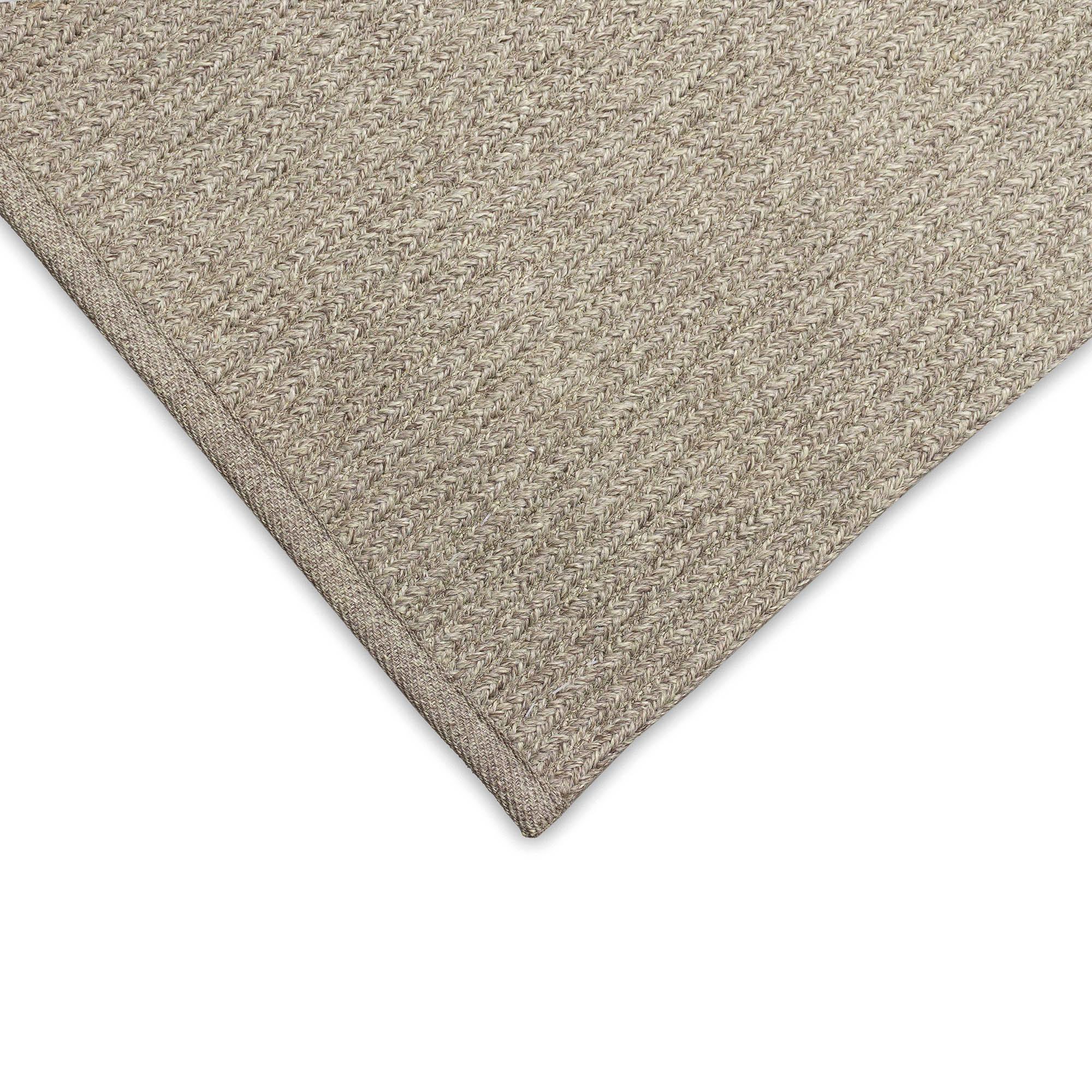 Liora Manne Calais Solid Indoor/Outdoor Rug Sand 3'6" x 5'6"