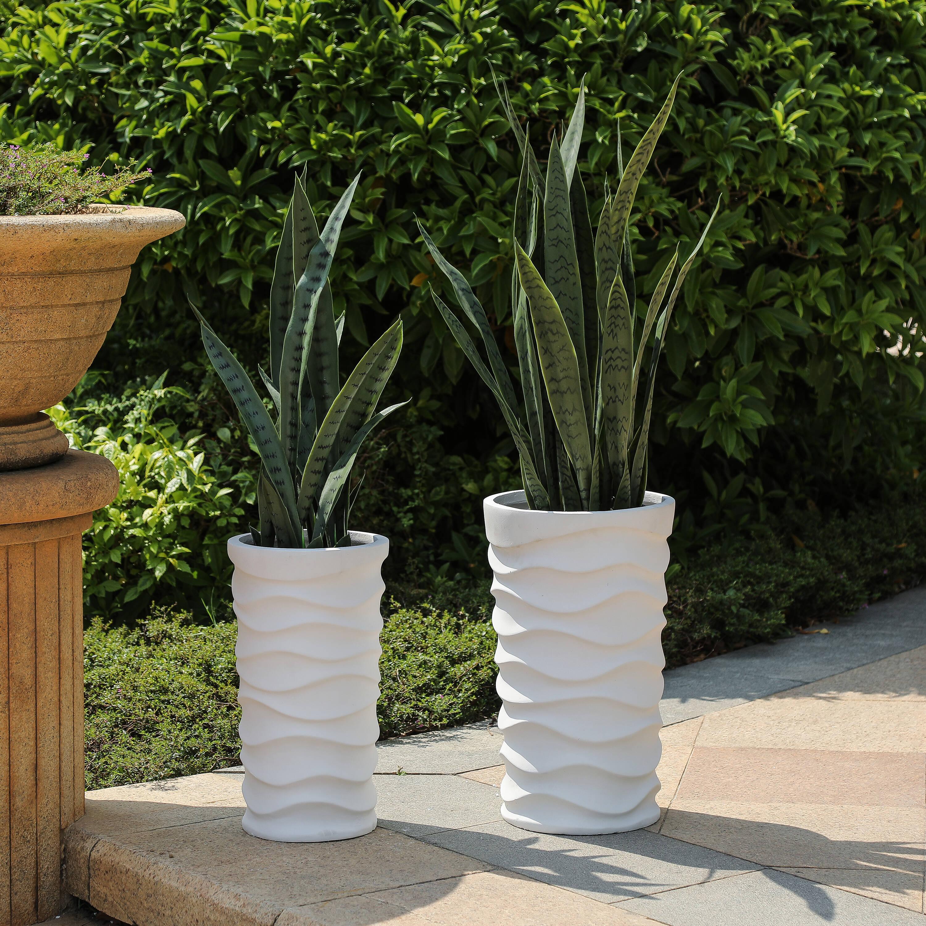 LuxenHome Set of 2 White Waves Tall Round MgO Planters