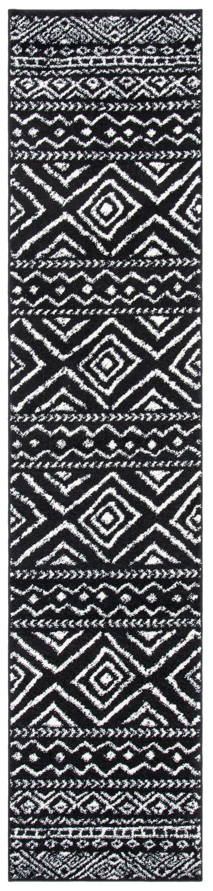 Tulum TUL267 Power Loomed Indoor Runner Rug - Black/Ivory - 2'x9' - Safavieh