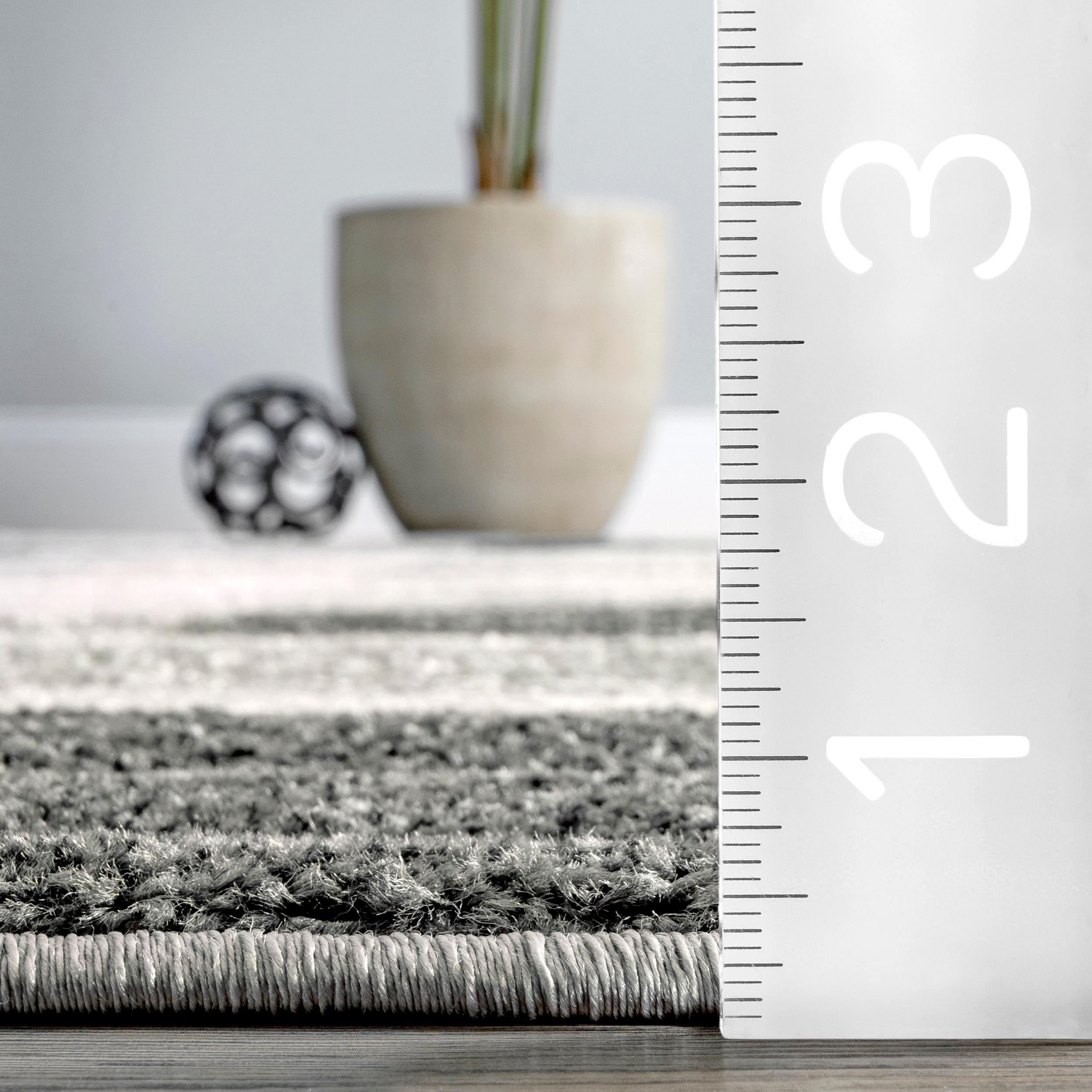 Nuloom Aisha Plaid 3x5 Accent Indoor Area Rug for Living Room Bedroom Dining Room Entryway Kitchen, Grey/Ivory