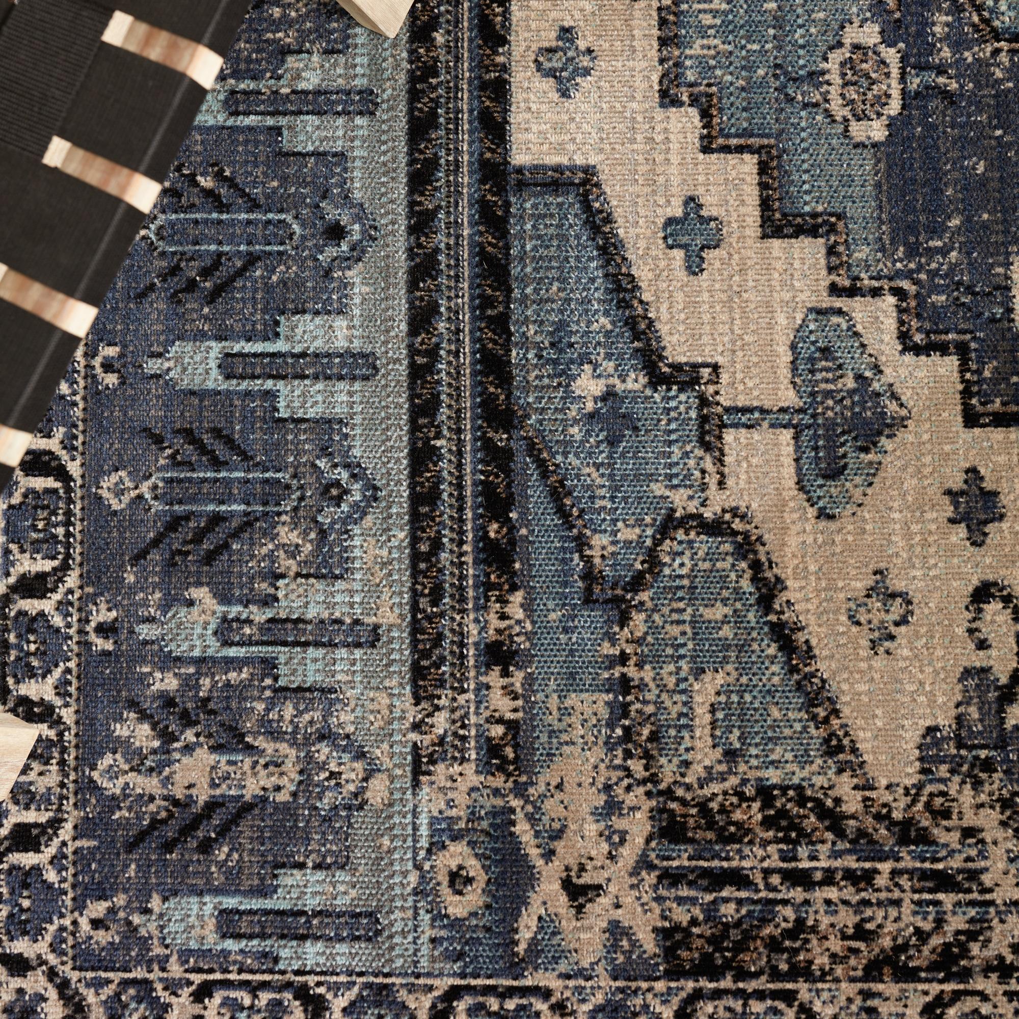 Steelside™ Haden Oriental Indoor / Outdoor Rug