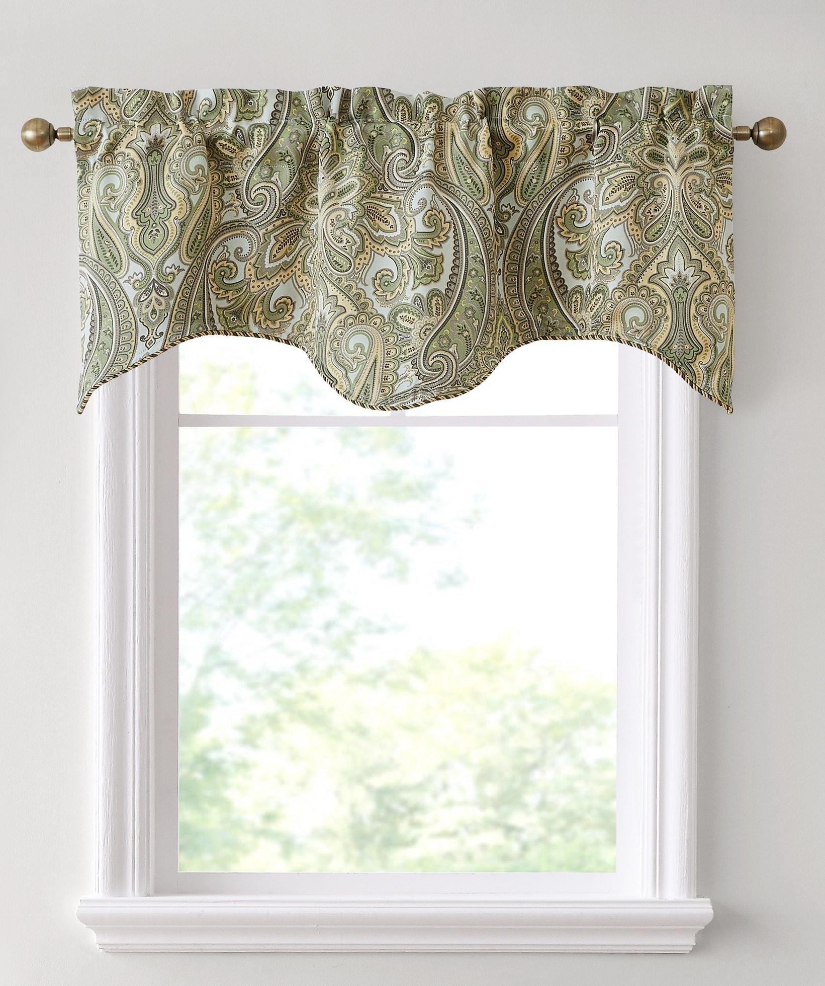 THD France Paisley Scalloped Valance - Single Valance