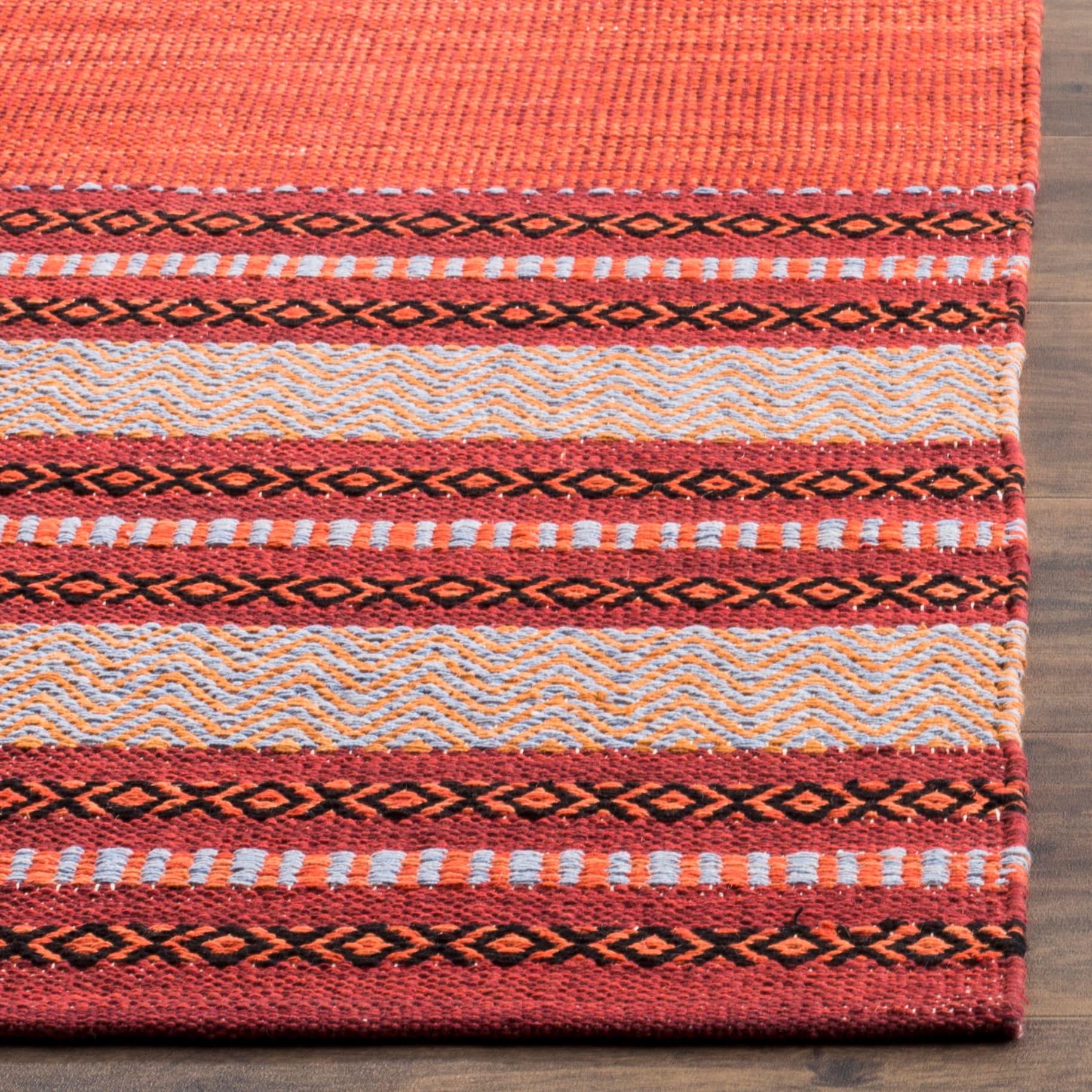 Montauk MTK214 Hand Woven Indoor Area Rug - Red/Ivory - 5'x8' - Safavieh
