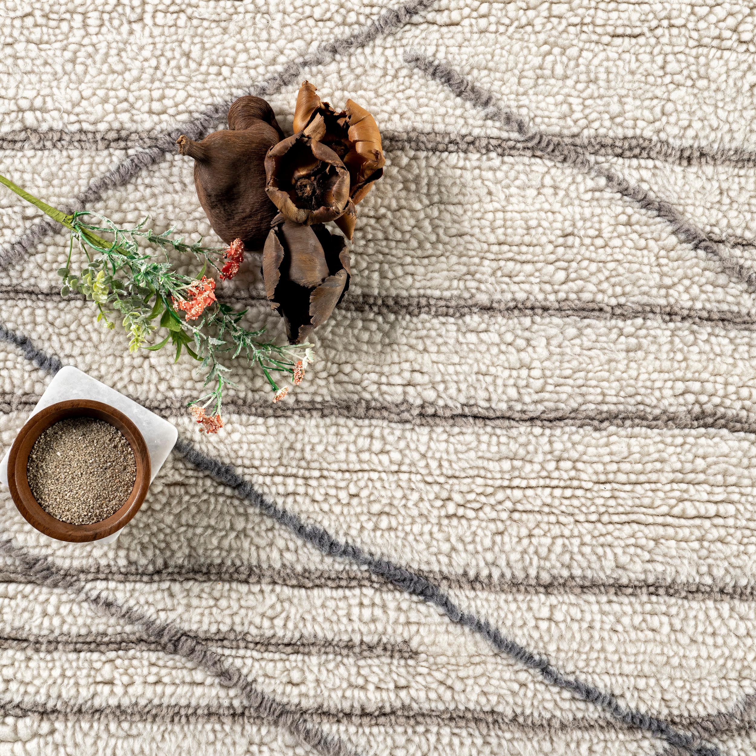 Arvin Olano x Rugs USA - Pick-Up-Sticks Machine Washable Wool Indoor Area Rug Ivory 5' x 8'
