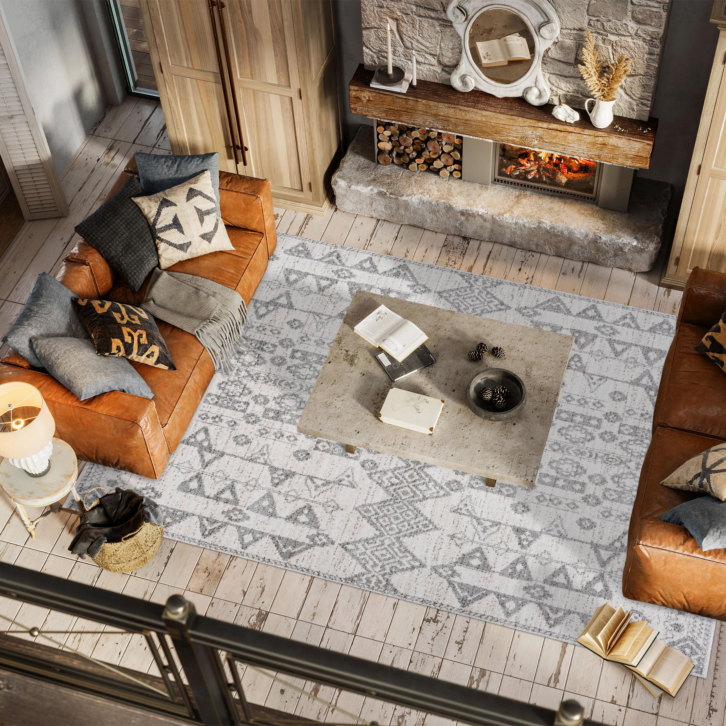 5'x8' Idris  Diamond Geometric Area Rug, Gray/Beige - JONATHAN Y