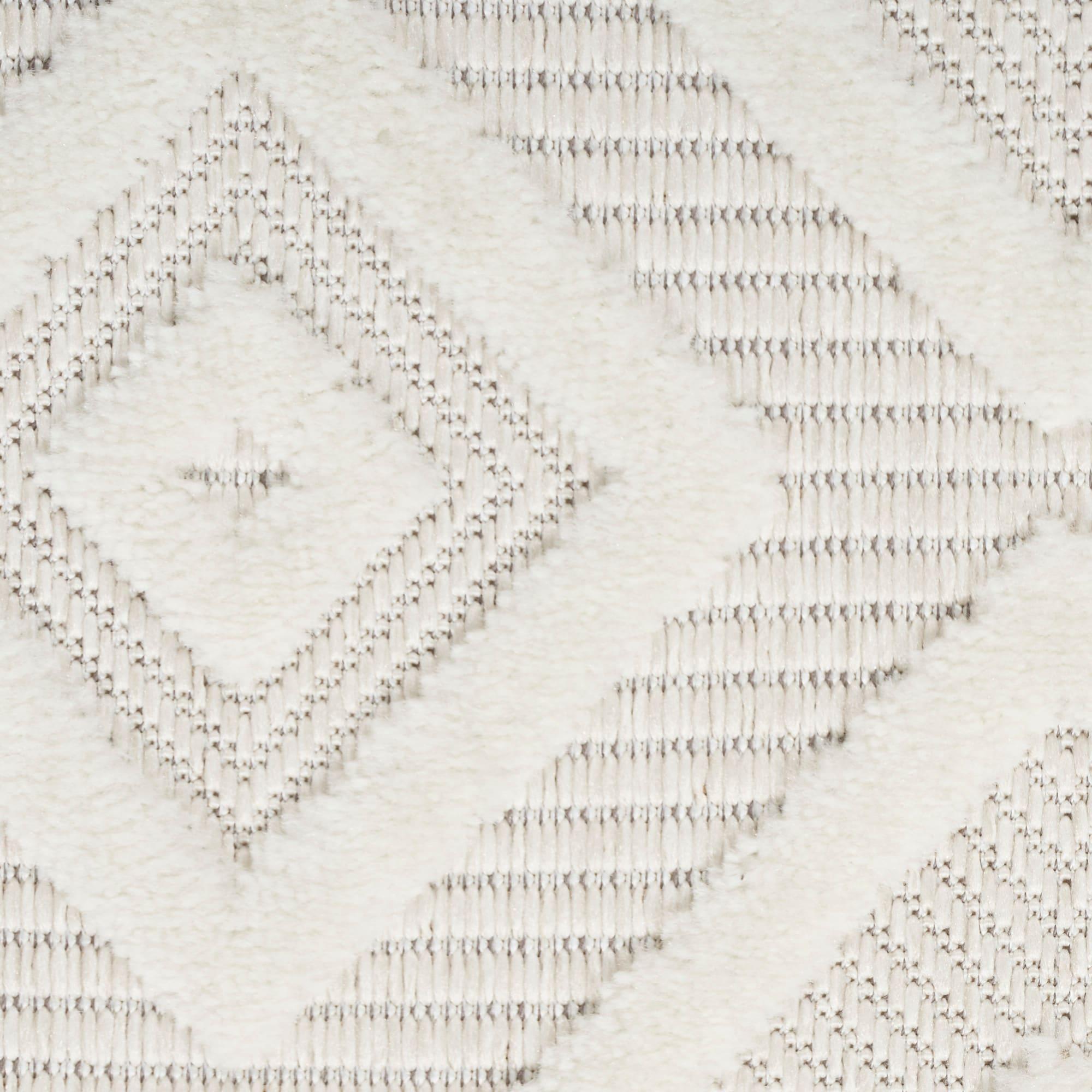Nourison Versatile Diamond Geometric Flatweave Indoor Outdoor Area Rug Ivory/White 6' x 9'