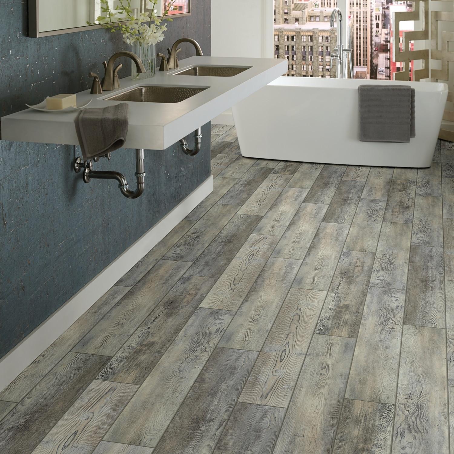 Unshakable HD Plus 7" x 48" x 8mm Oak Luxury Vinyl Plank