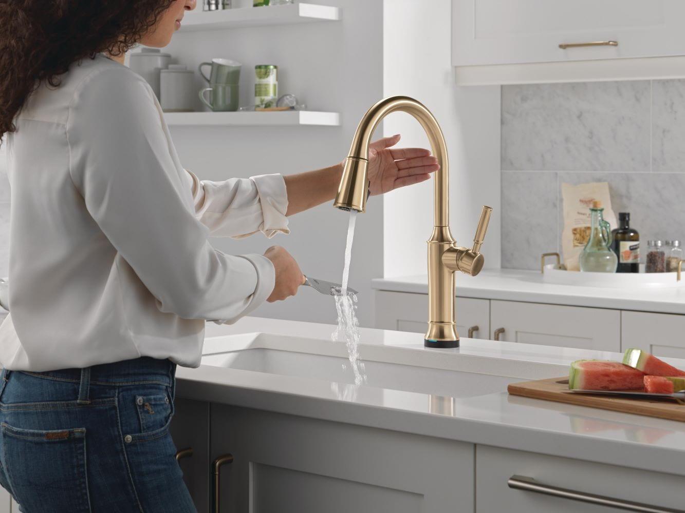 Renaldi Brushed Gold Touchless Pull-Down Kitchen Faucet