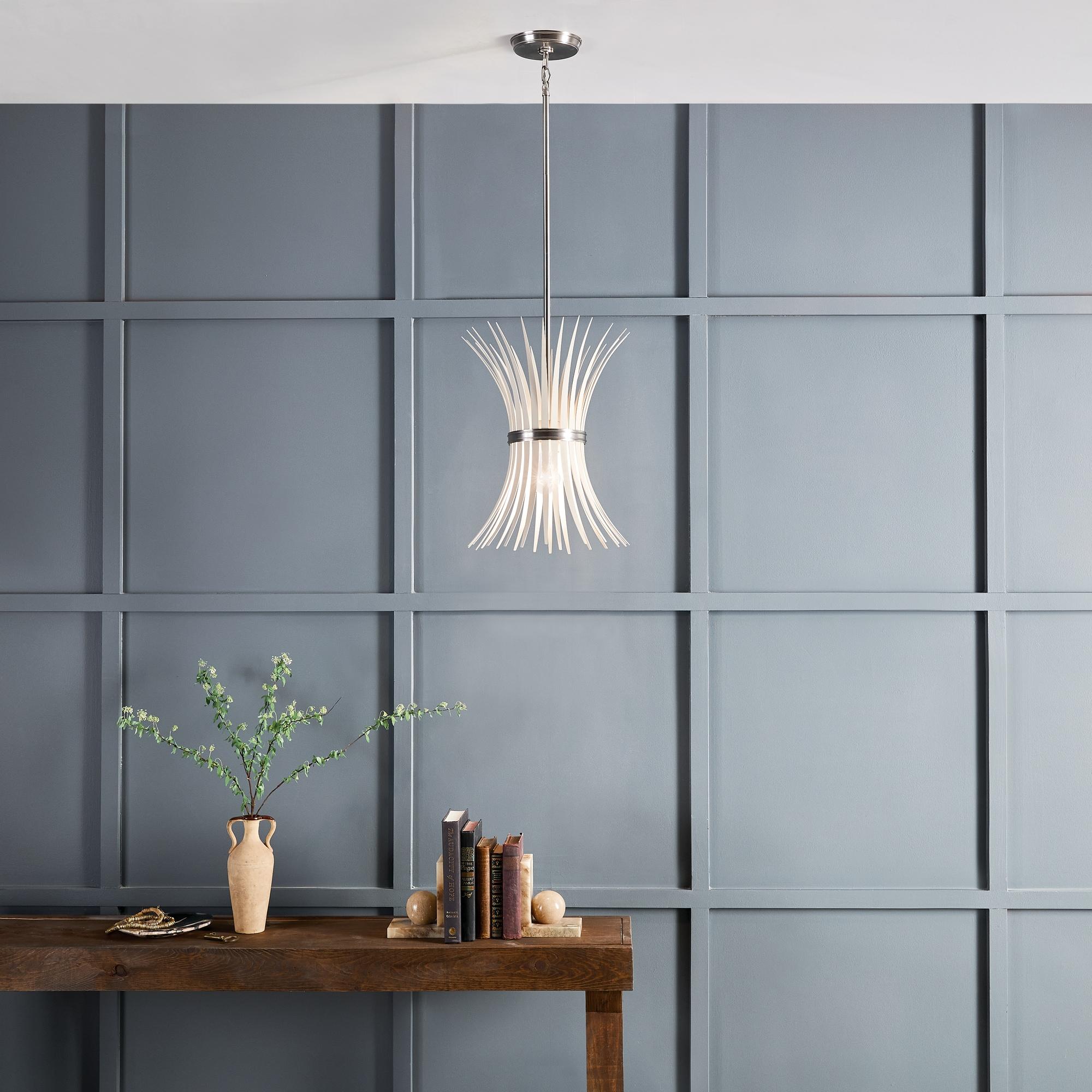 1 - Light Unique/Statement Pendant