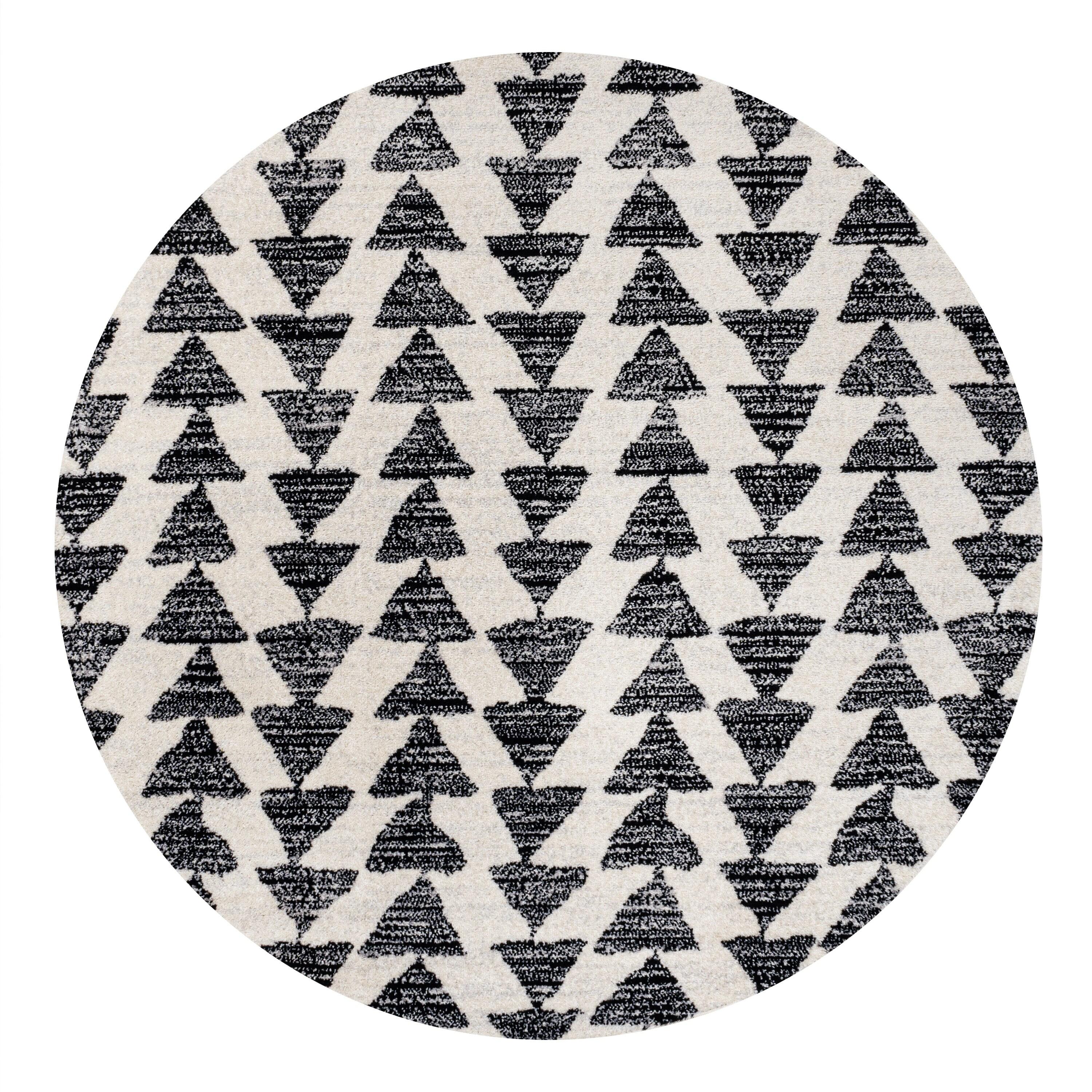 Aisha Moroccan Triangle Geometric Indoor Area Rug - JONATHAN Y