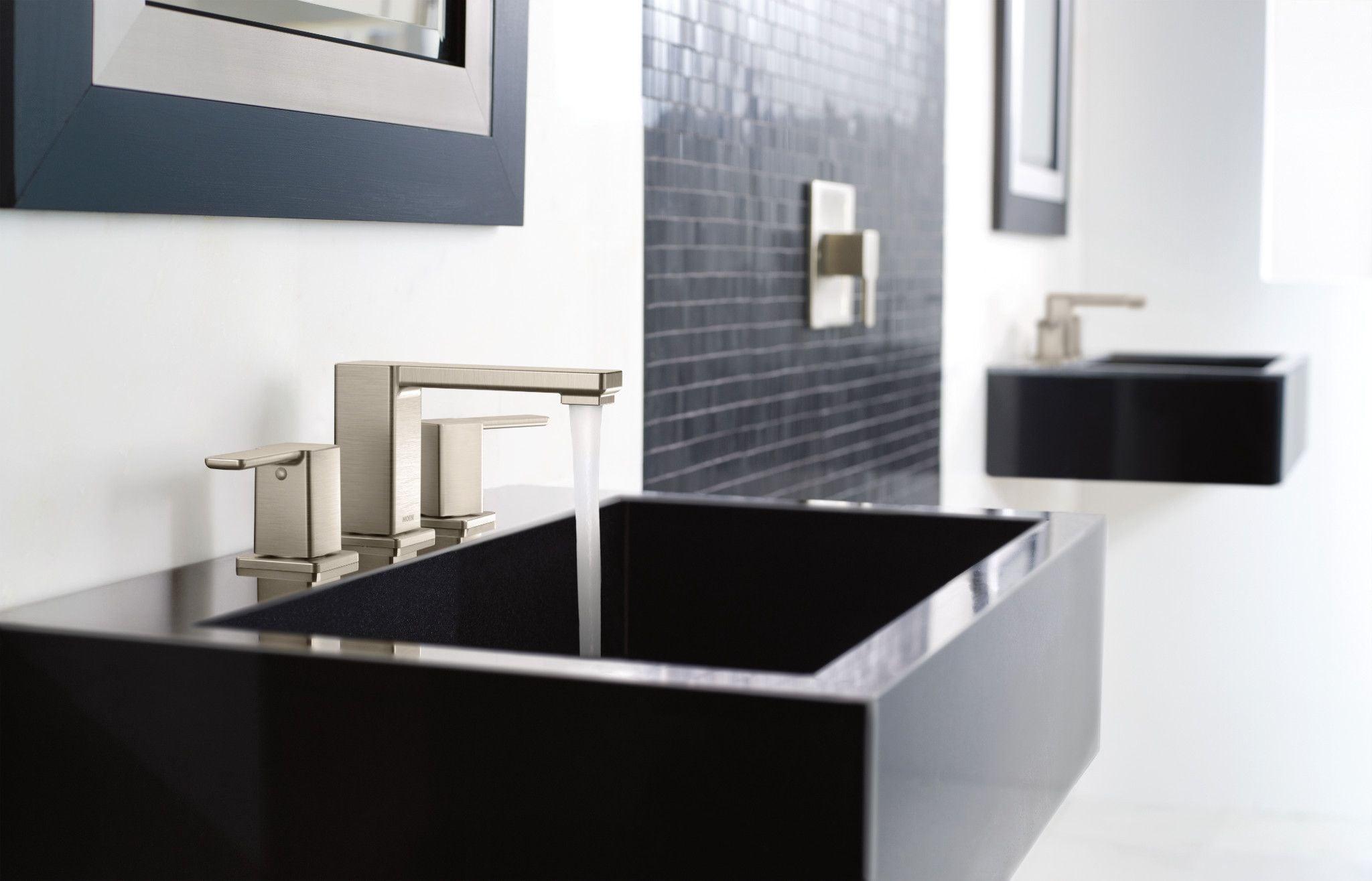90 Degree Widespread Bathroom Faucet with Drain Assembly