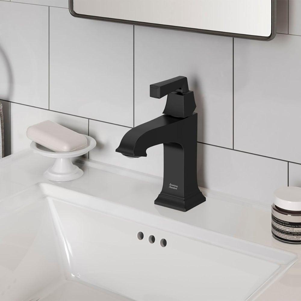 Town Square S Single-Hole Single-handle Bathroom Faucet with Drain Assembly
