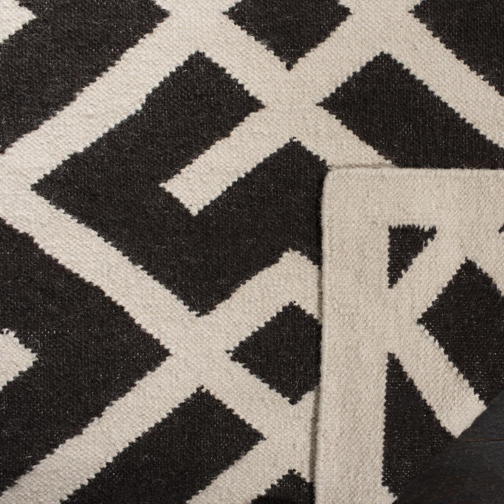 SAFAVIEH Dhurries Brianna Geometric Area Rug, Brown/Ivory, 8' x 8' Square