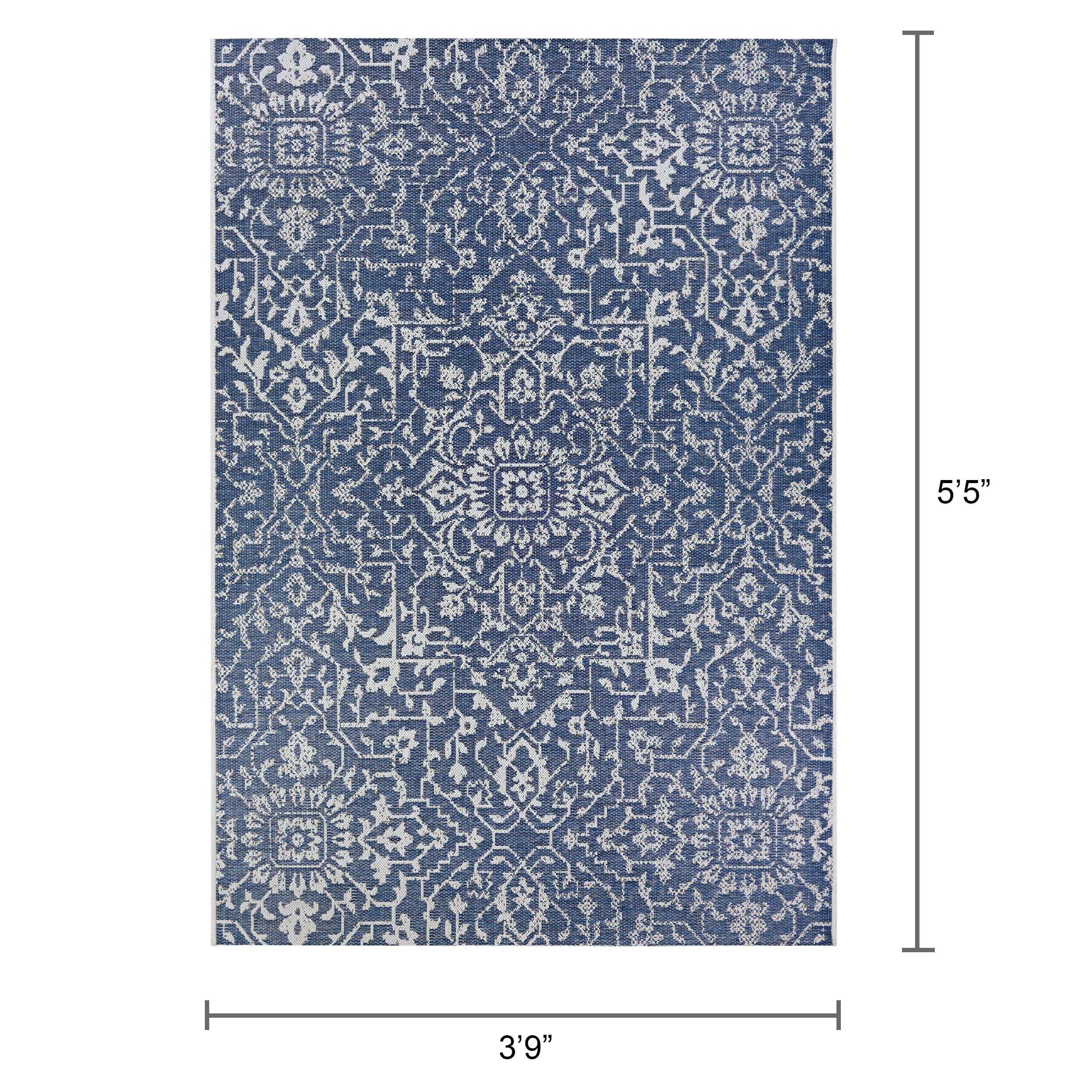 Couristan Monte Carlo Palmette Indoor/Outdoor Area Rug, 3'9" x 5'5", Navy-Ivory