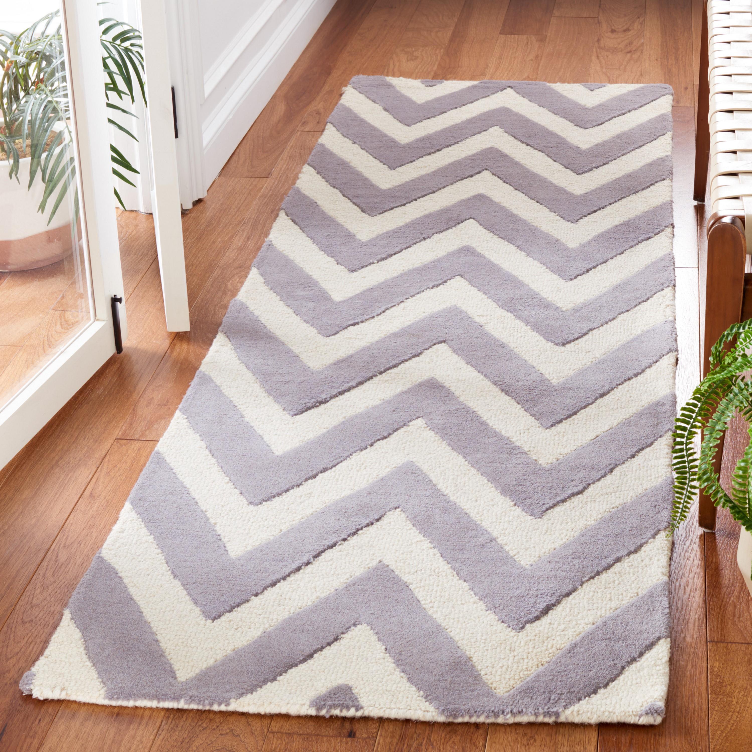 Silver and Ivory Hand-Tufted Wool Chevron Runner Rug