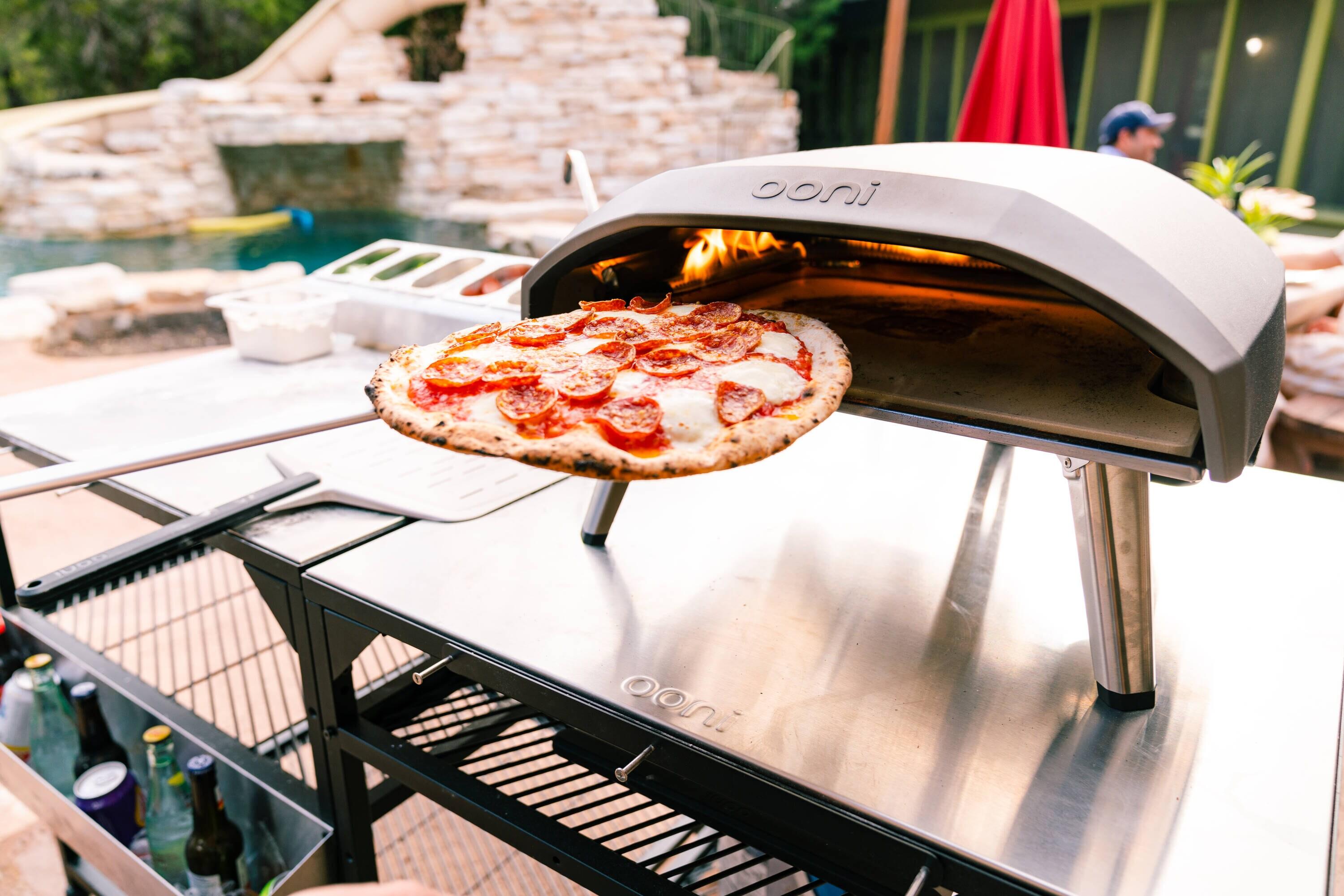 Ooni Silver Aluminum Pizza Turning Peel, 31.5"