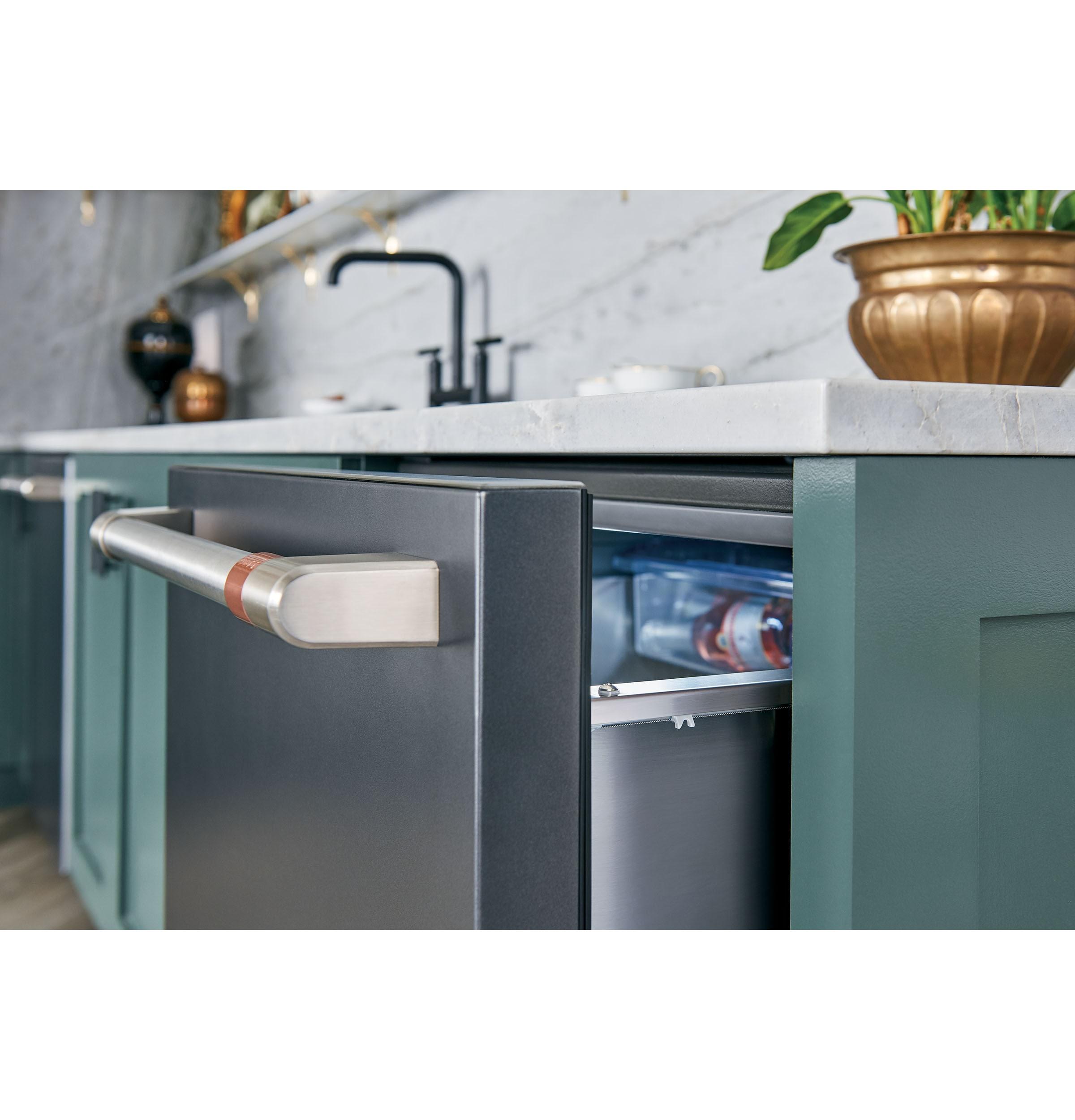 CAFE CDE06RP3ND1 refrigerated drawer