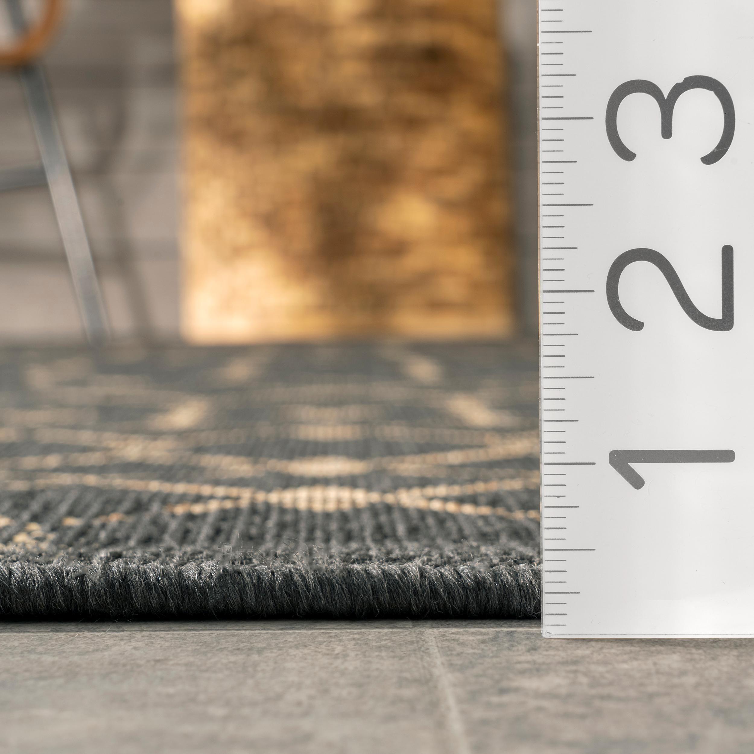 Nuloom Grayson Moroccan Trellis Indoor and Outdoor Area Rug, Gray, 6'7"x9'