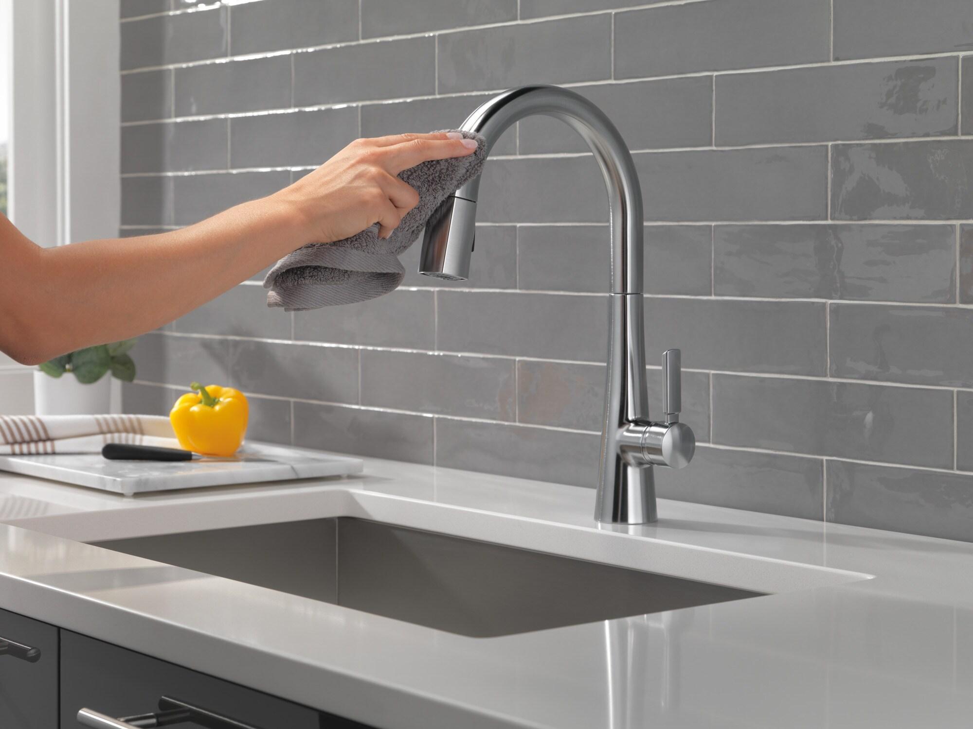 Monrovia Pull Down Single Handle Kitchen Faucet