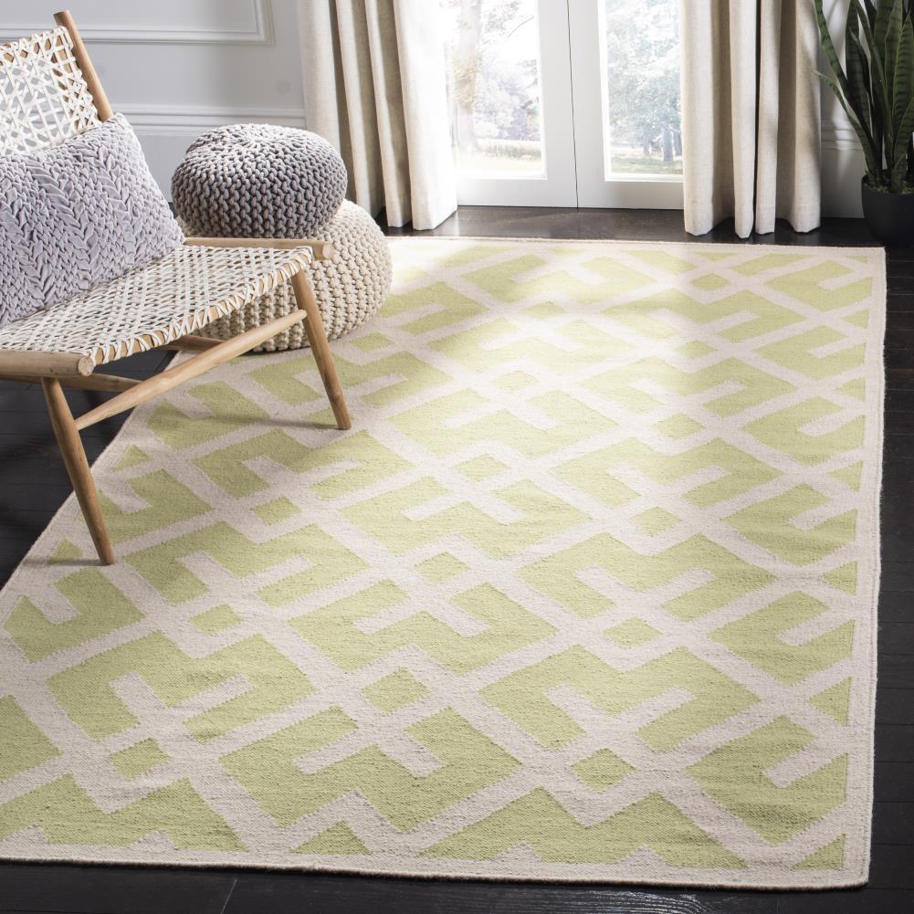 SAFAVIEH Dhurries Brianna Geometric Area Rug, Light Green/Ivory, 8' x 10'