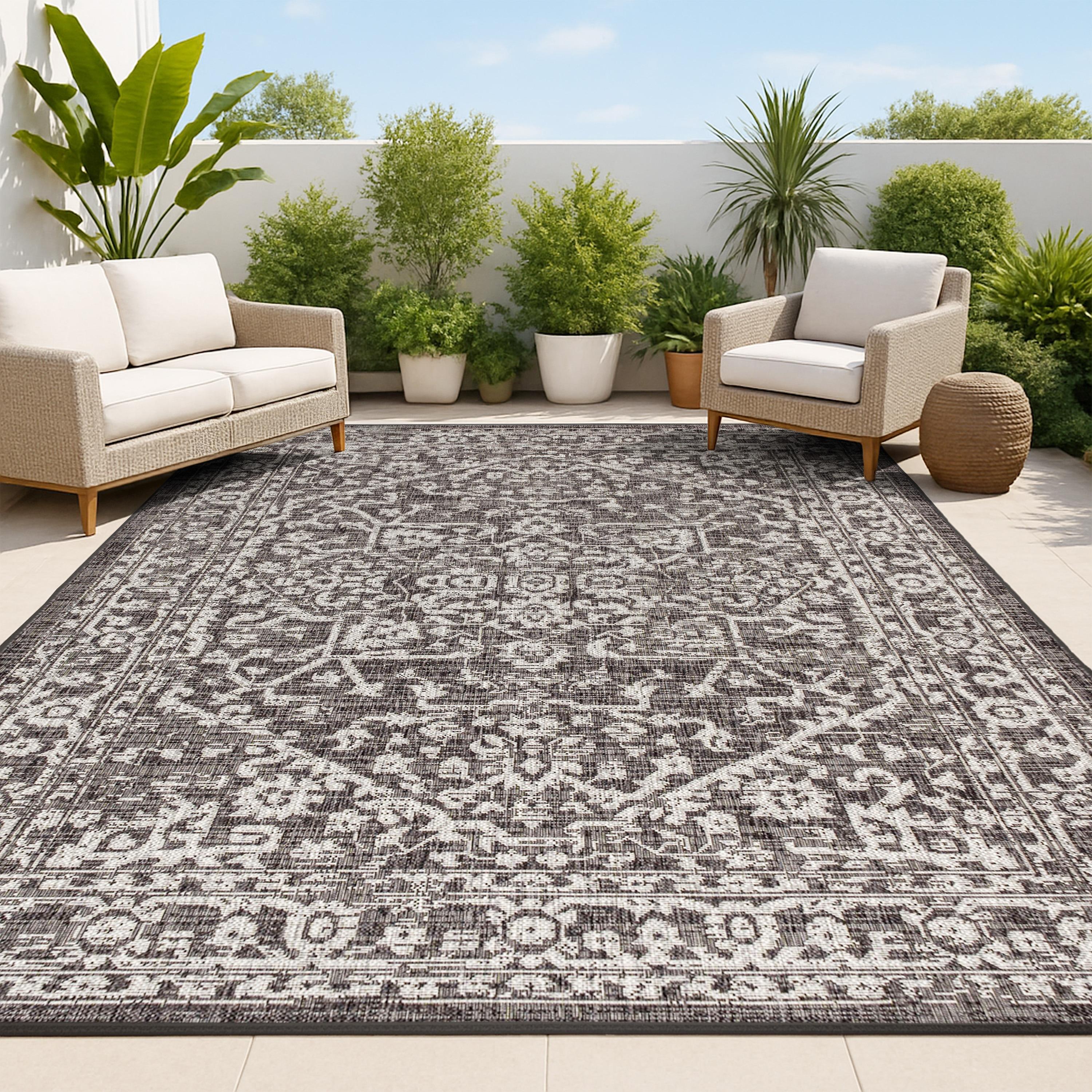 4'x6' Malta Bohemian Medallion Textured Weave Indoor/Outdoor Area Rug, Black/Gray - JONATHAN Y