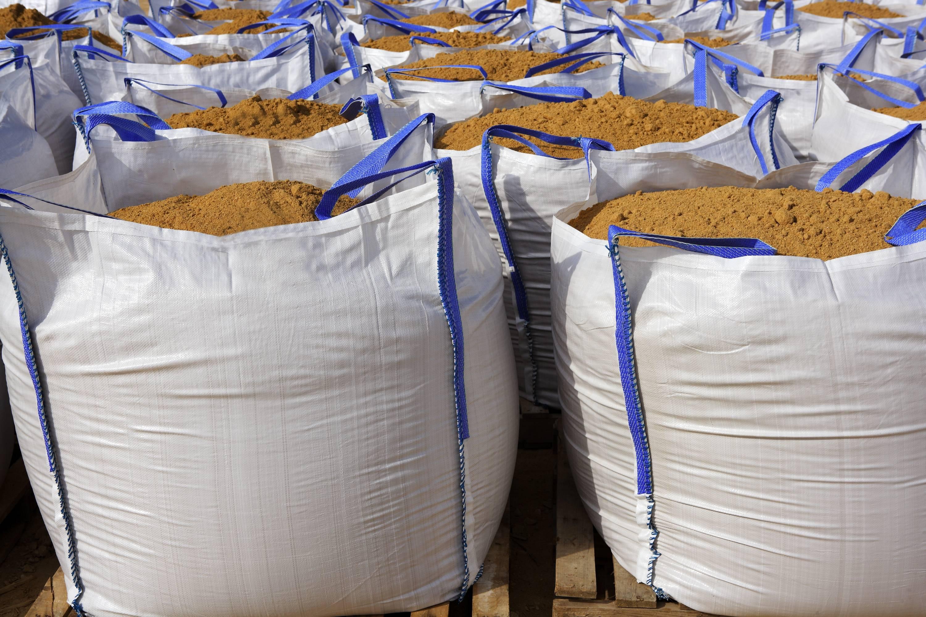 DURASACK® Builder's Bulk Bag with Flap Top, Heavy Duty, 35"L x 35"W x 40"H, 200 Gallon