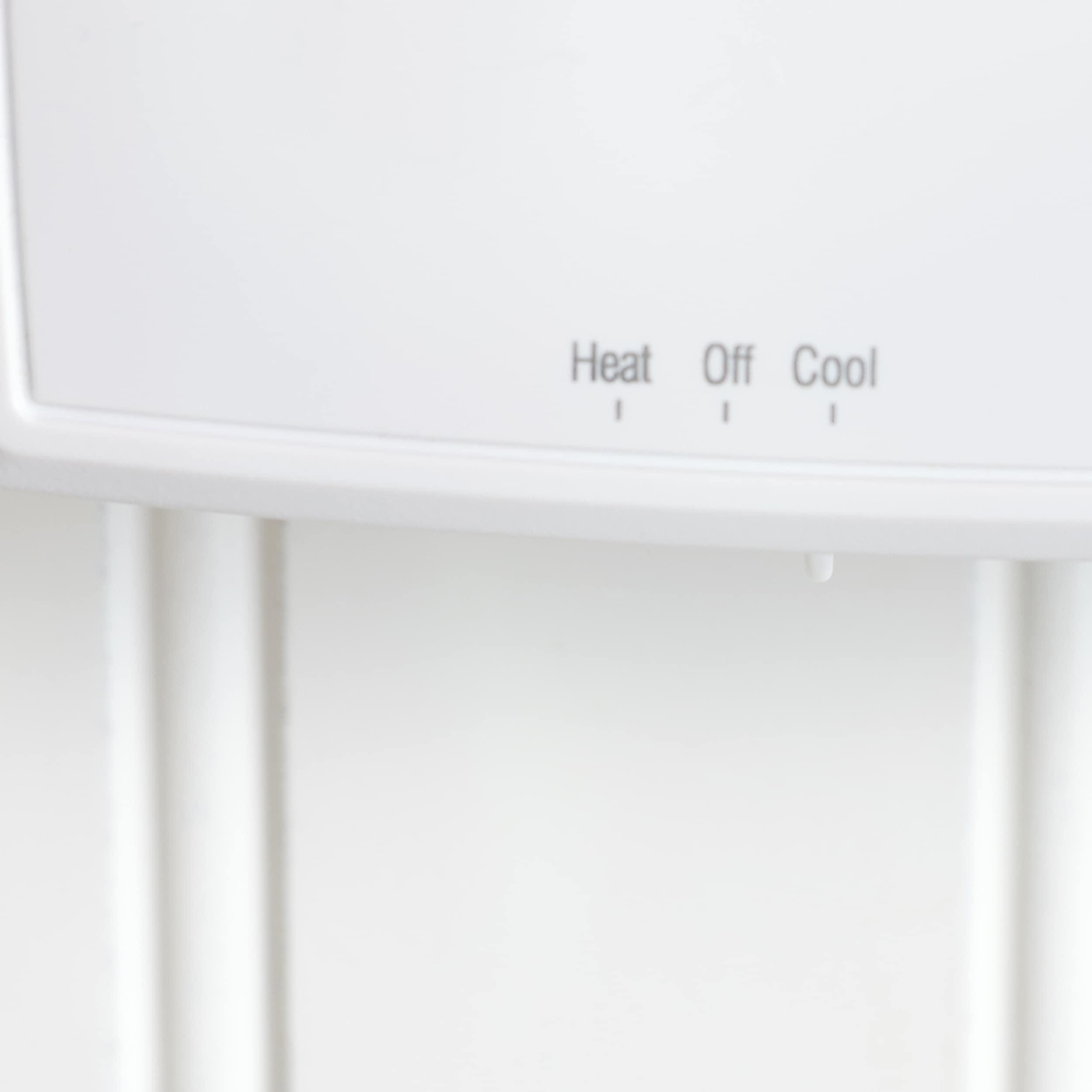 Honeywell Home 1-Week Programmable Thermostat: Digital, Audible Alert, White, Battery Operated