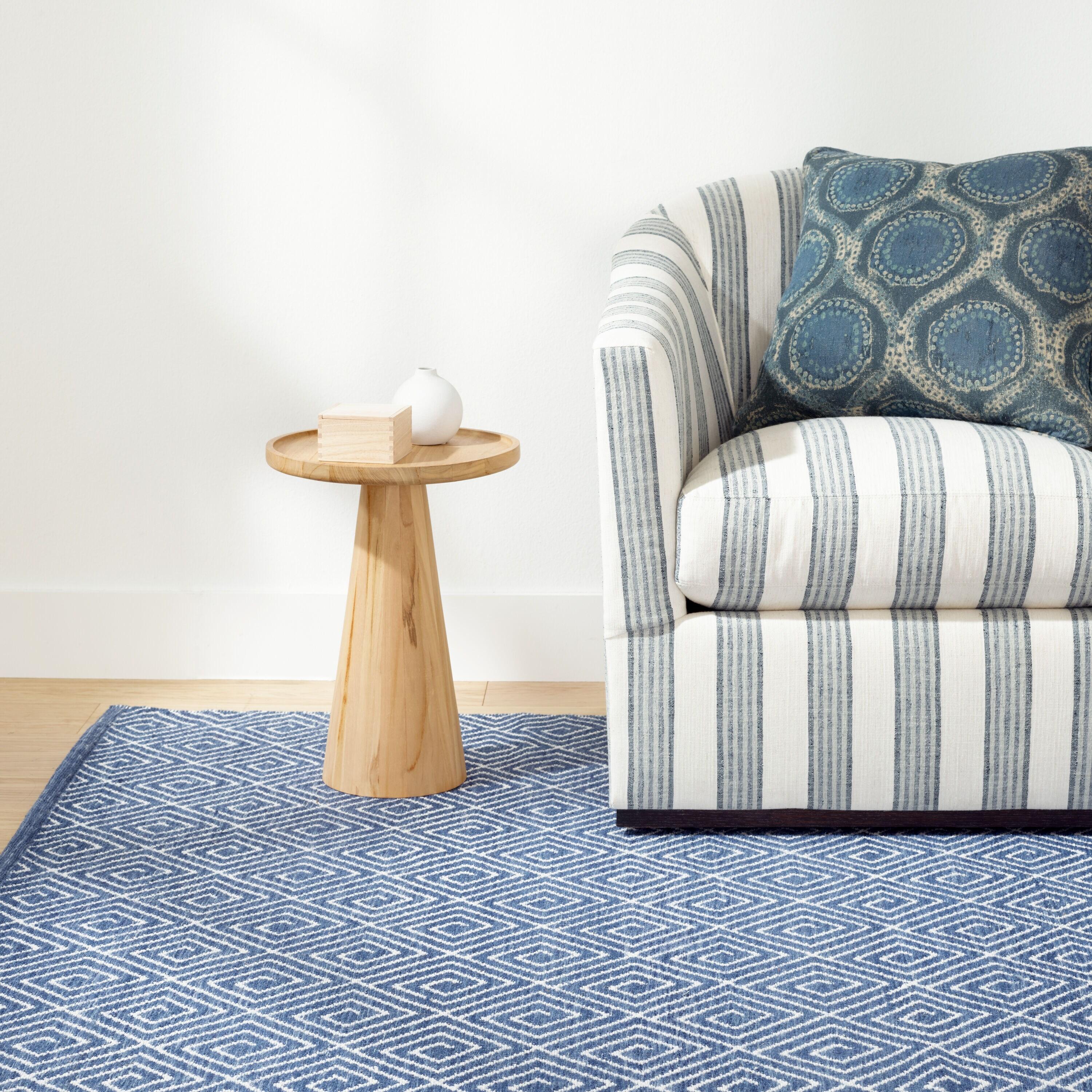 Geo Diamond Blue/Ivory Handwoven Wool Rug