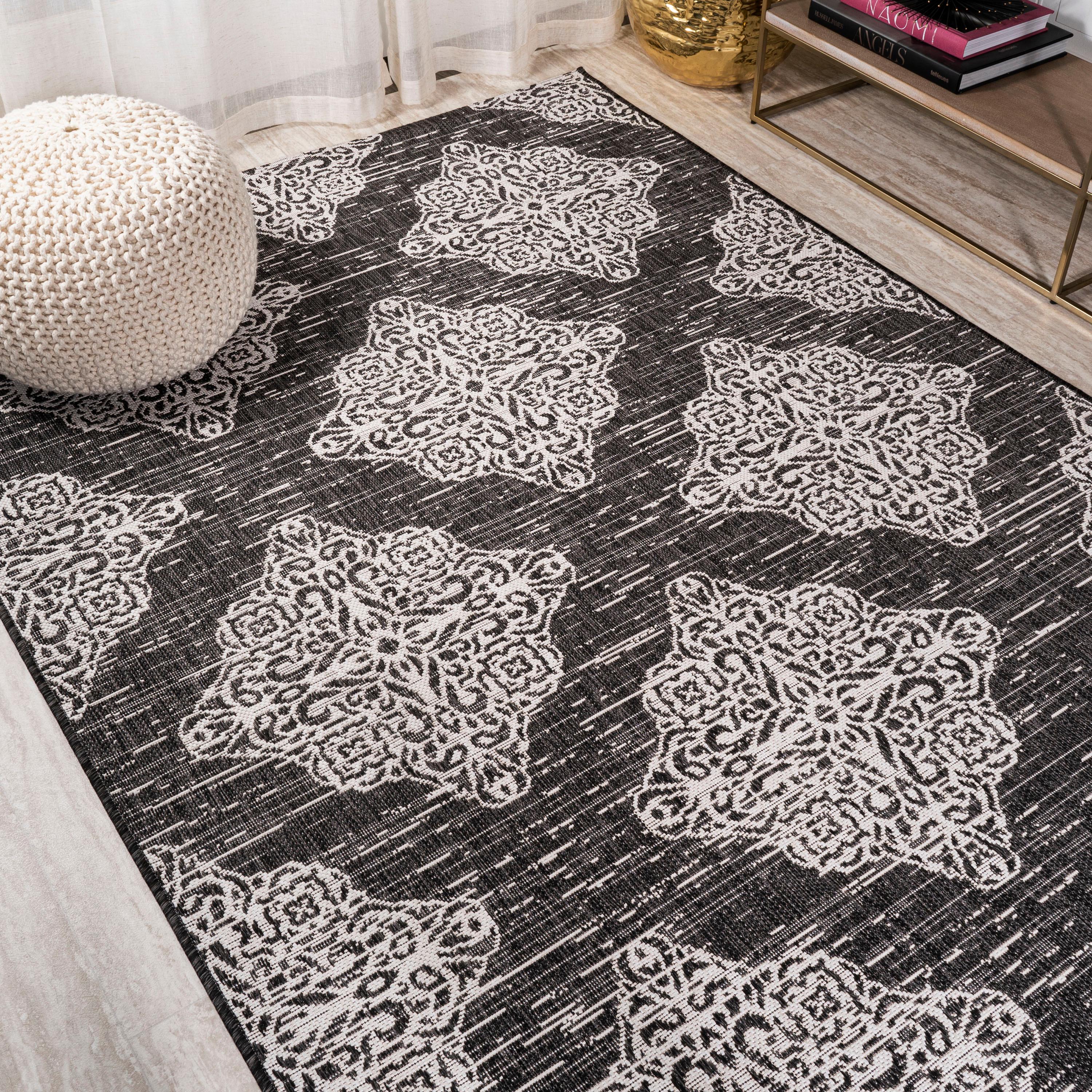 JONATHAN Y SMB121B-5 Tuscany Ornate Medallions Black/Ivory 5 ft. x 8 ft. Indoor/Outdoor Area Rug, Casual, Pet Friendly, Stain Resistant, Easy to Clean, for Patio, Living Room; Kitchen, Bedroom