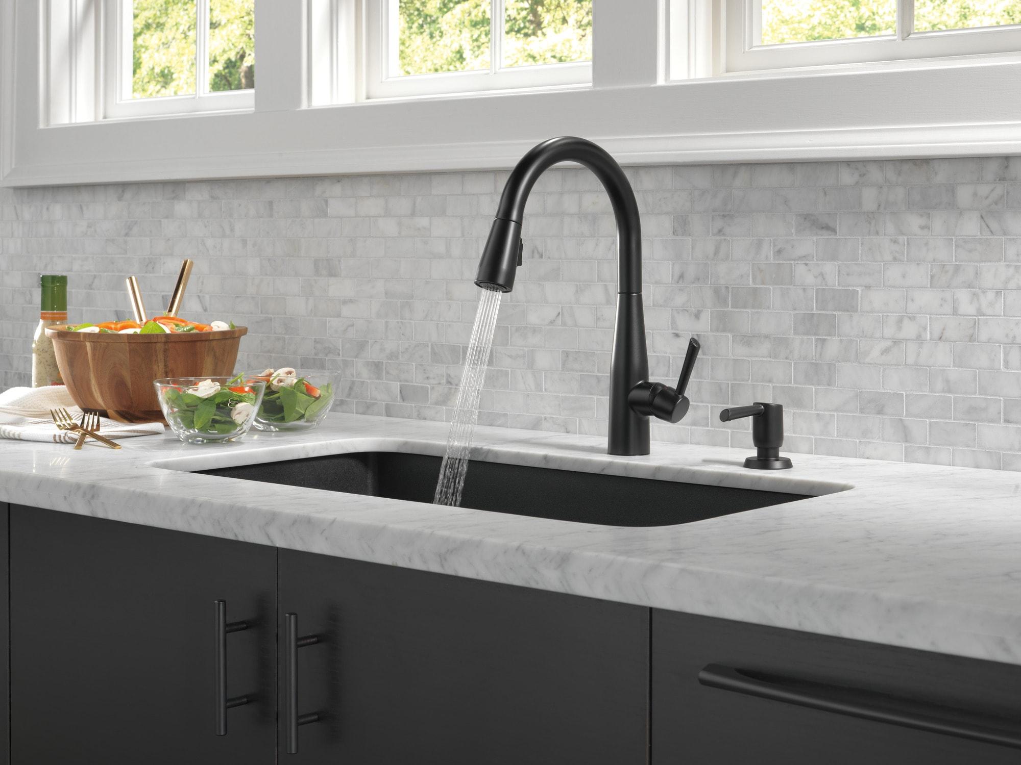 Essa Pull Down Single Handle Kitchen Faucet with MagnaTite® and Diamond Seal Technology