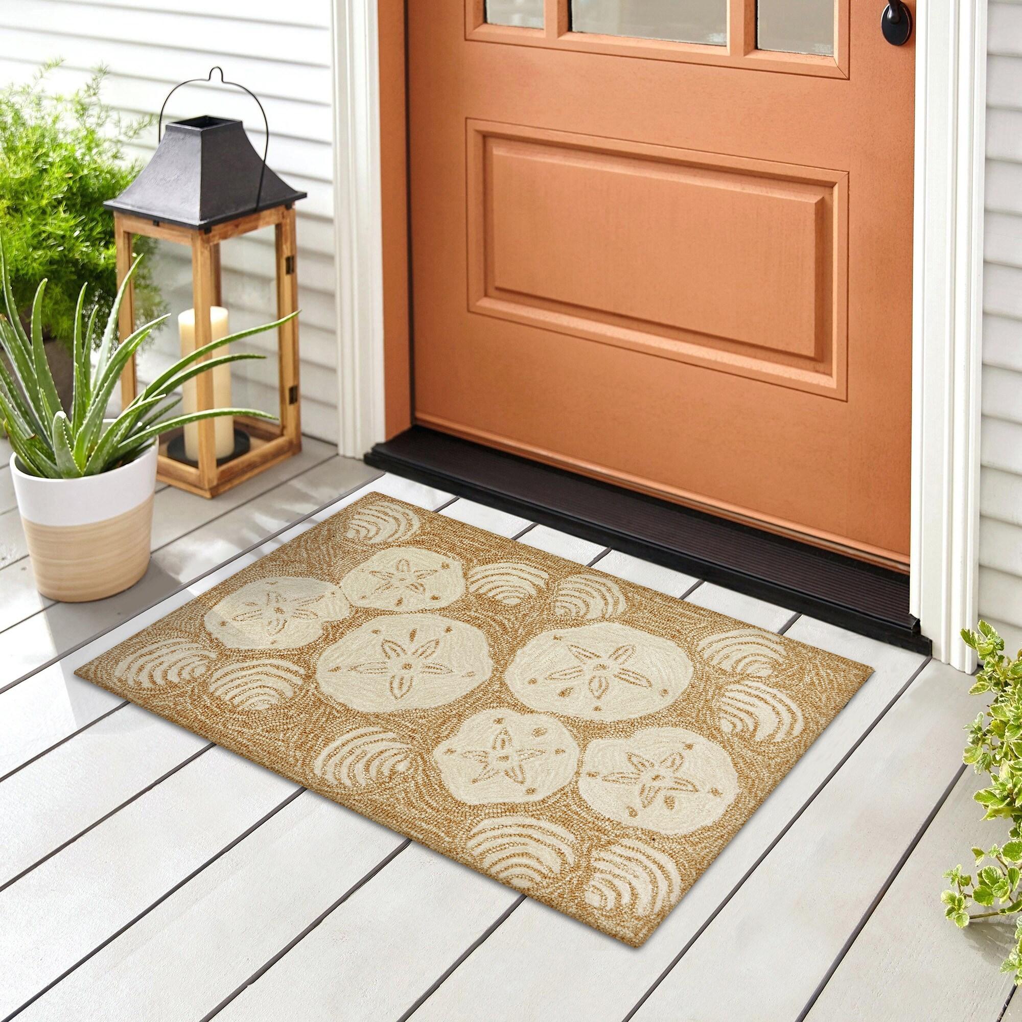 Liora Manne Frontporch Shell Toss Indoor/Outdoor Rug Natural 1'8" x 2'6"