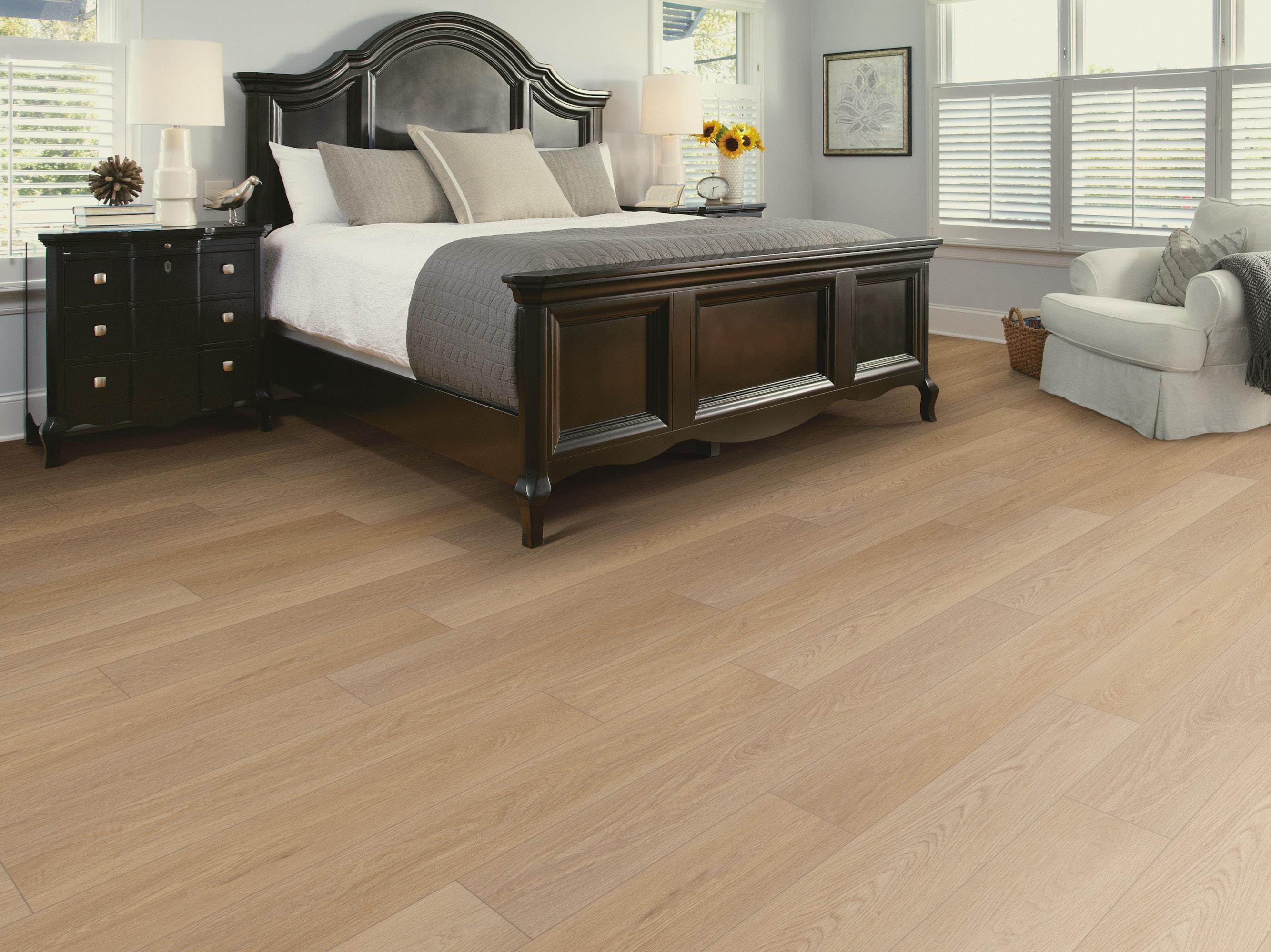 Shaw Stabilitas 7-mm x 7-in W x 48-in L Waterproof Luxury Vinyl Plank Flooring
