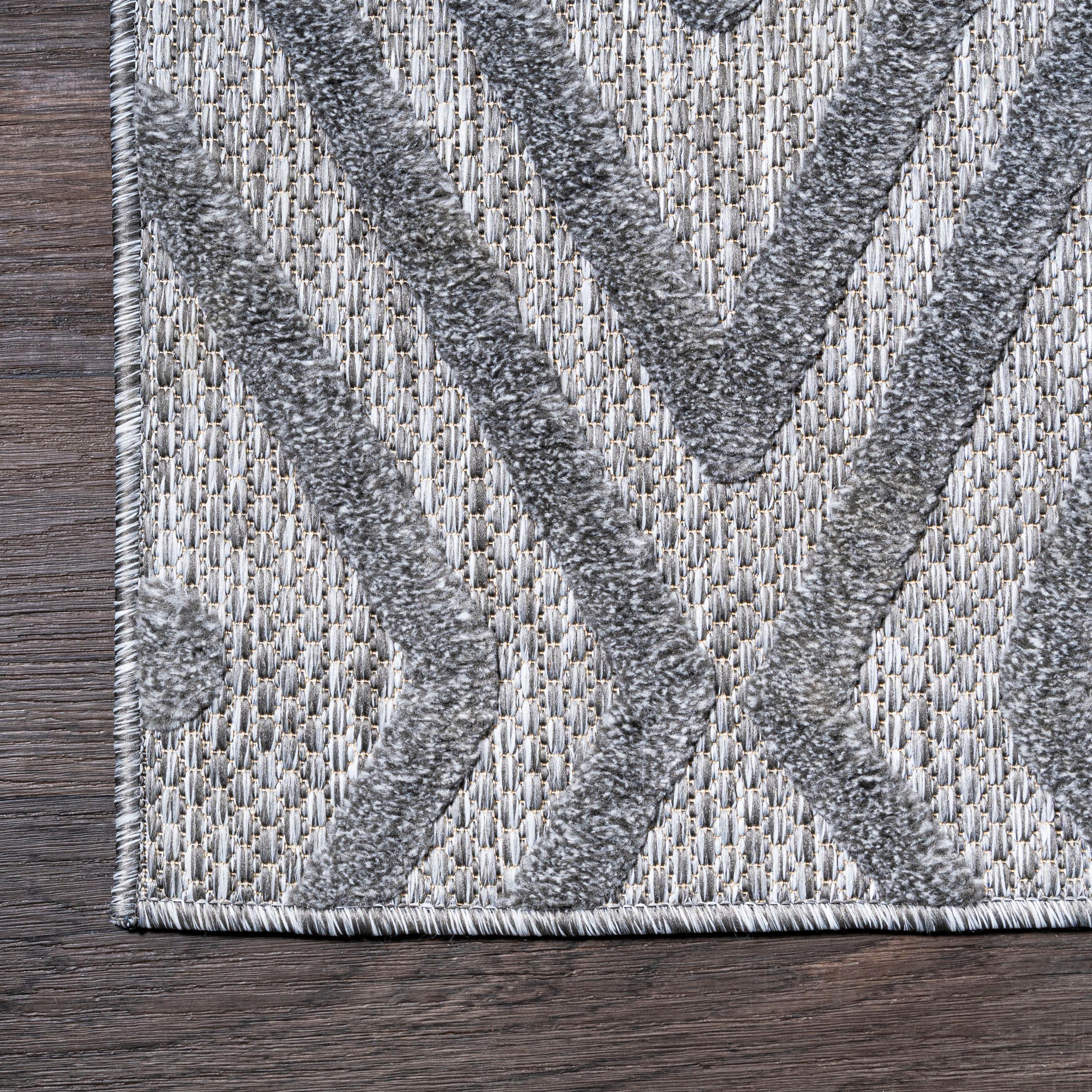 4'x6' Balansat Moroccan Diamond Indoor/Outdoor Area Rug, Dark Gray - JONATHAN Y