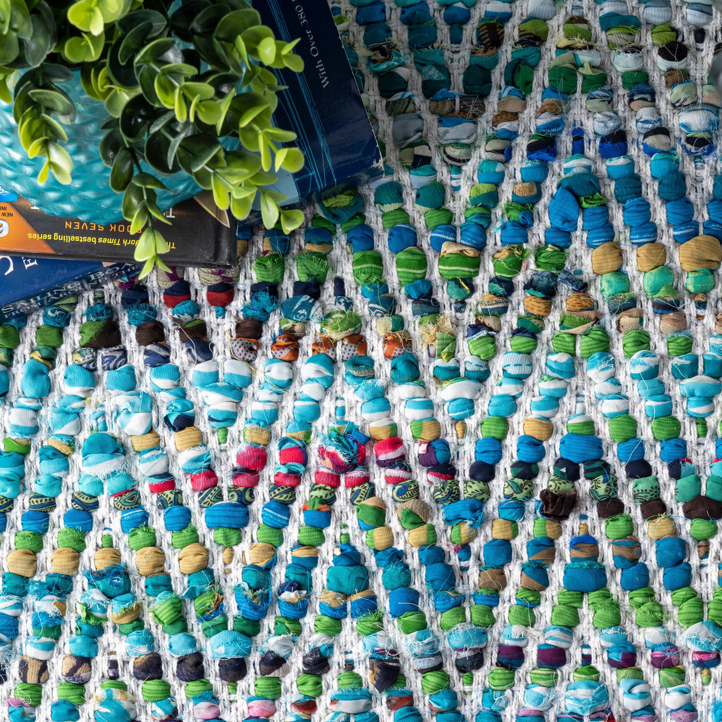 nuLOOM Rochell Handwoven Chevron Runner Rug, 2' 6" x 10', Green